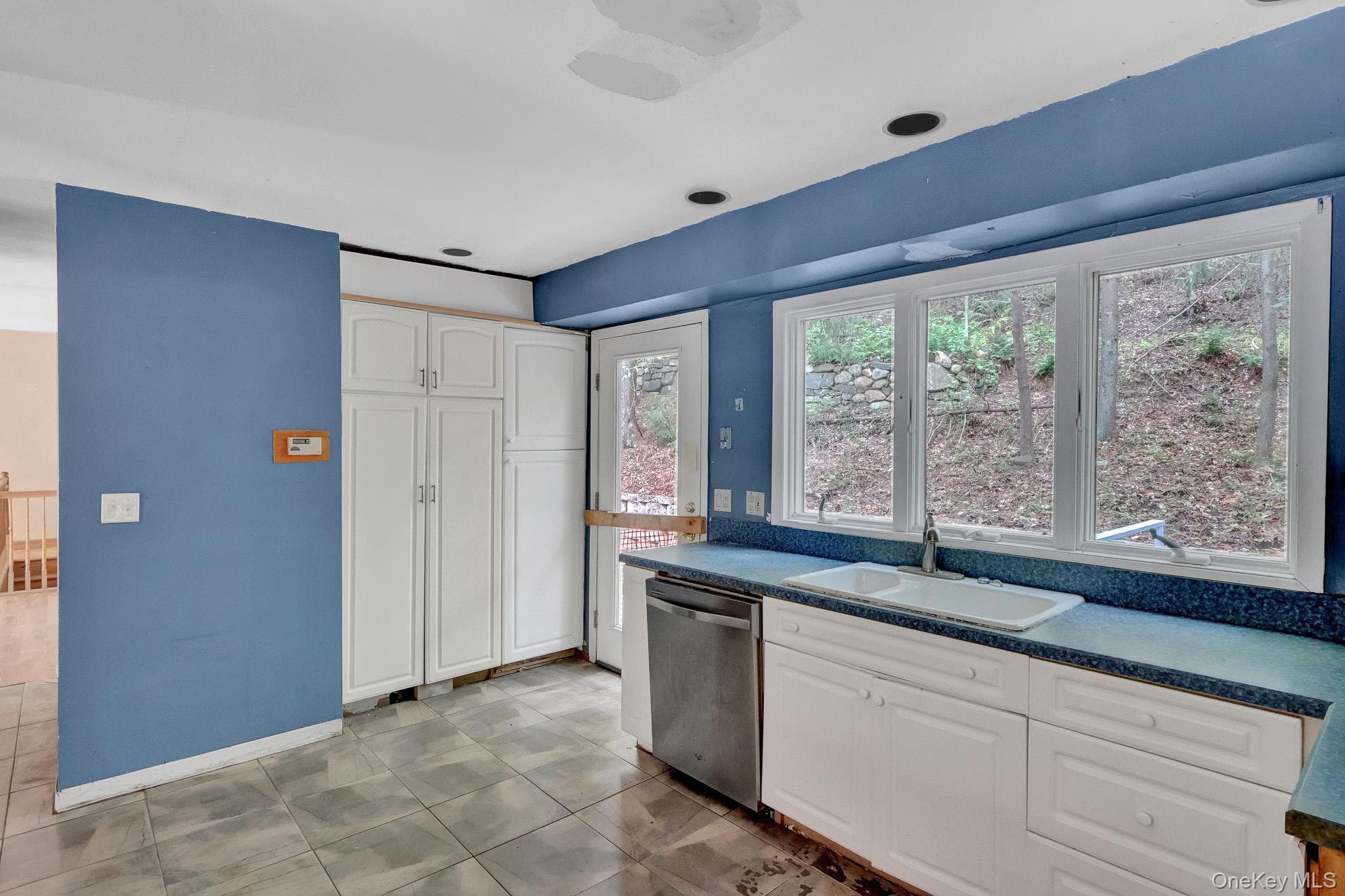 56 E Bartlett Road thumbnail 9