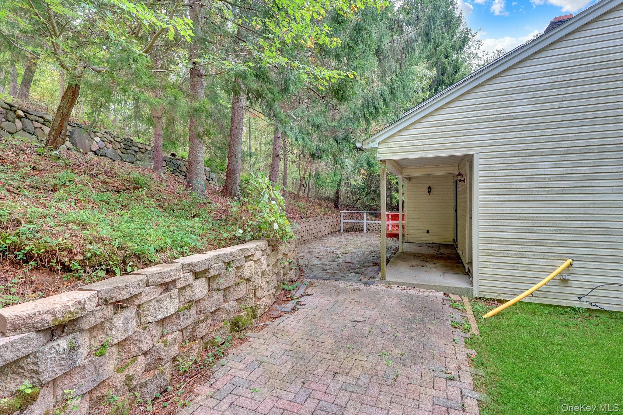 56 E Bartlett Road thumbnail 27