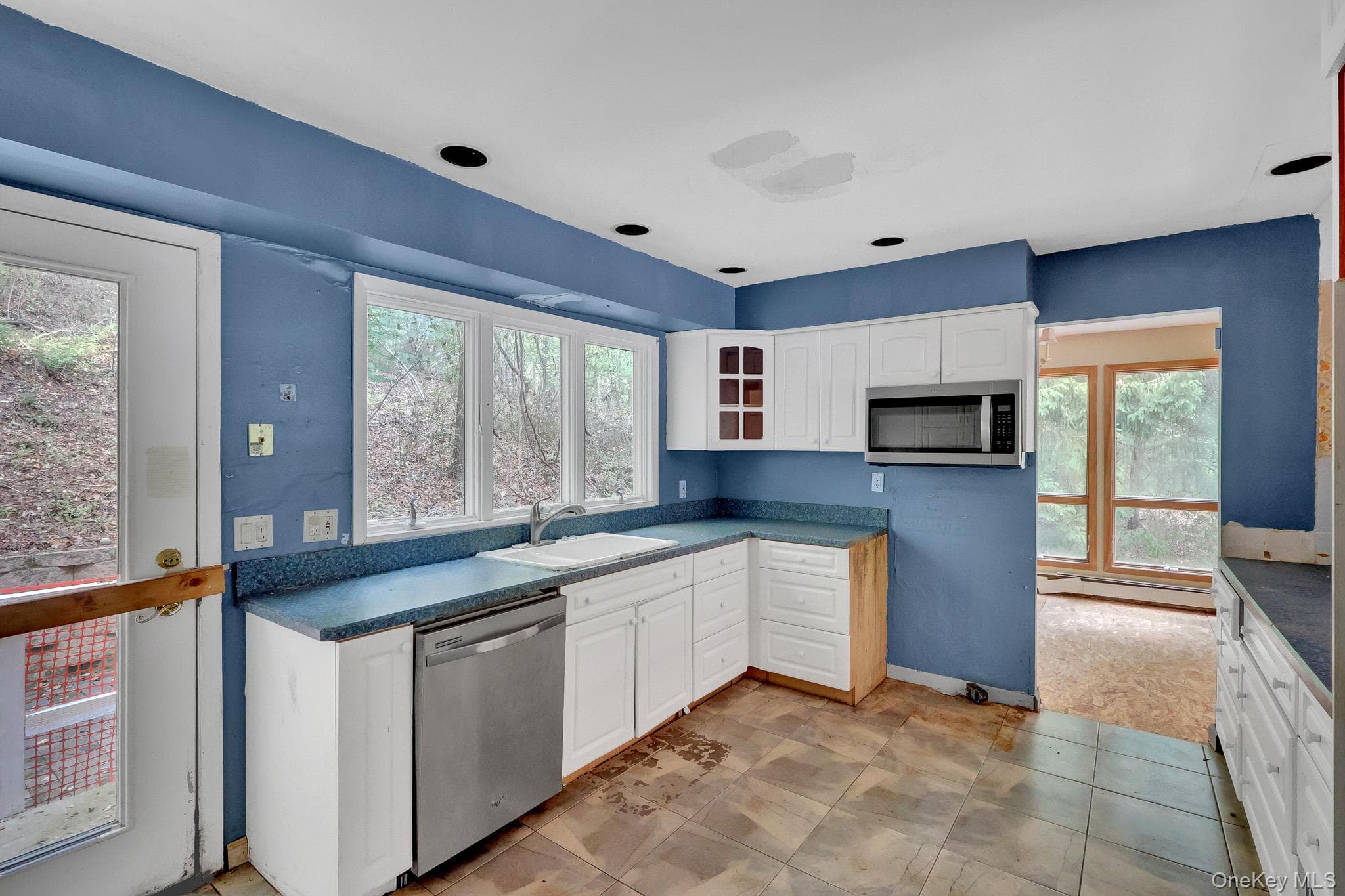 56 E Bartlett Road thumbnail 10