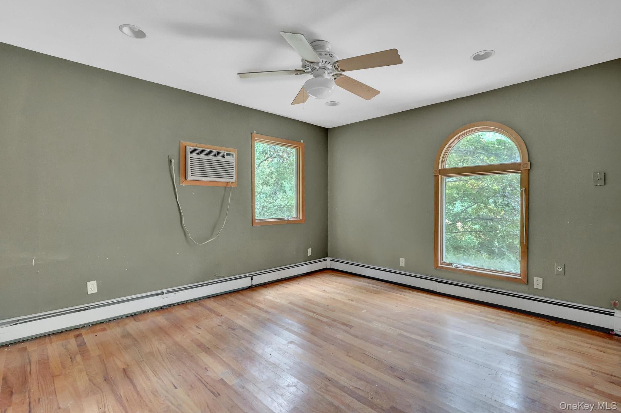 56 E Bartlett Road thumbnail 18