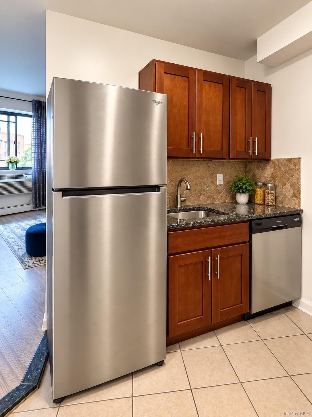 7617 46th Avenue Unit: 4A thumbnail 2