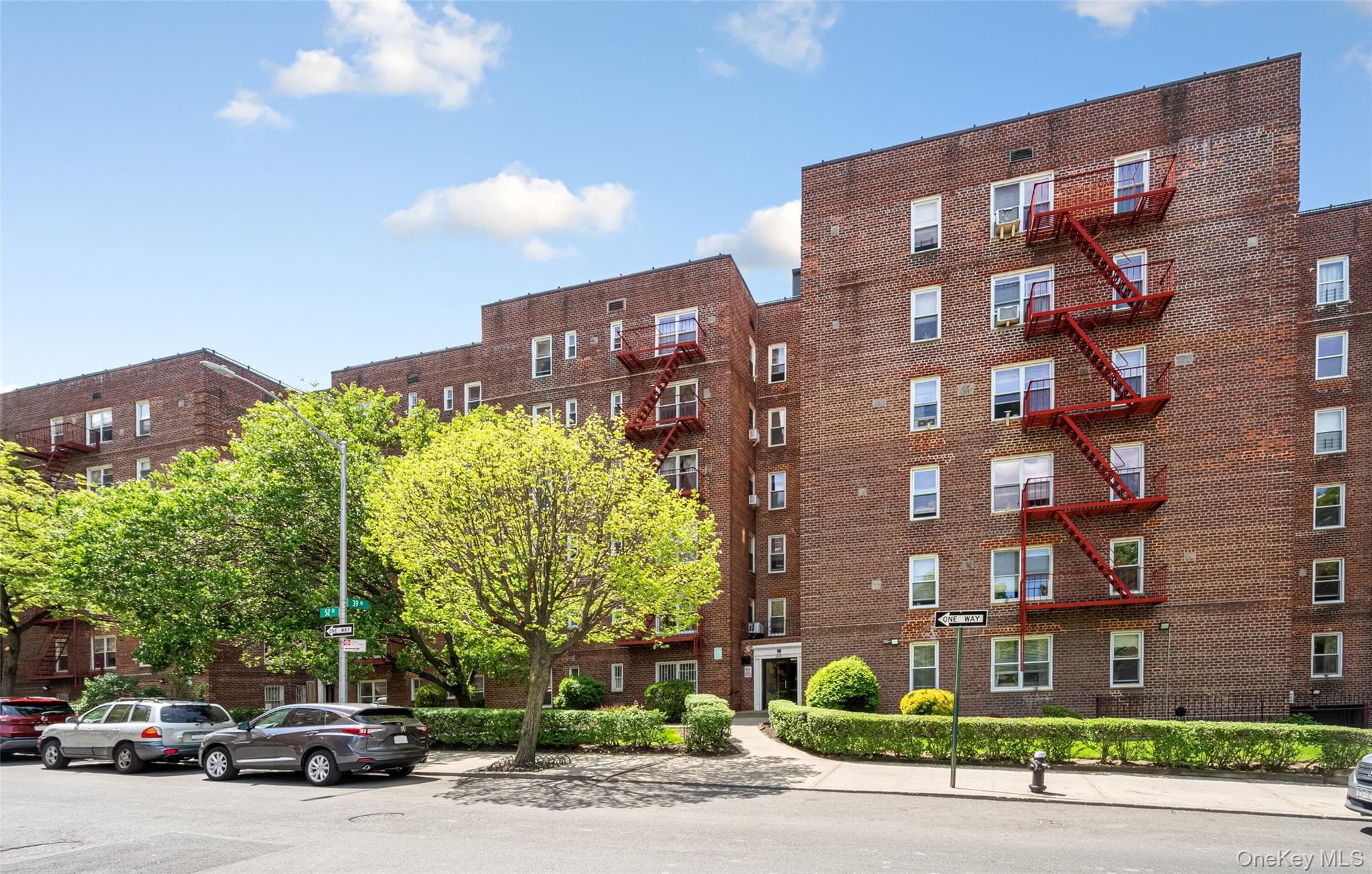 39-50 52nd Street Unit: 6D thumbnail 10