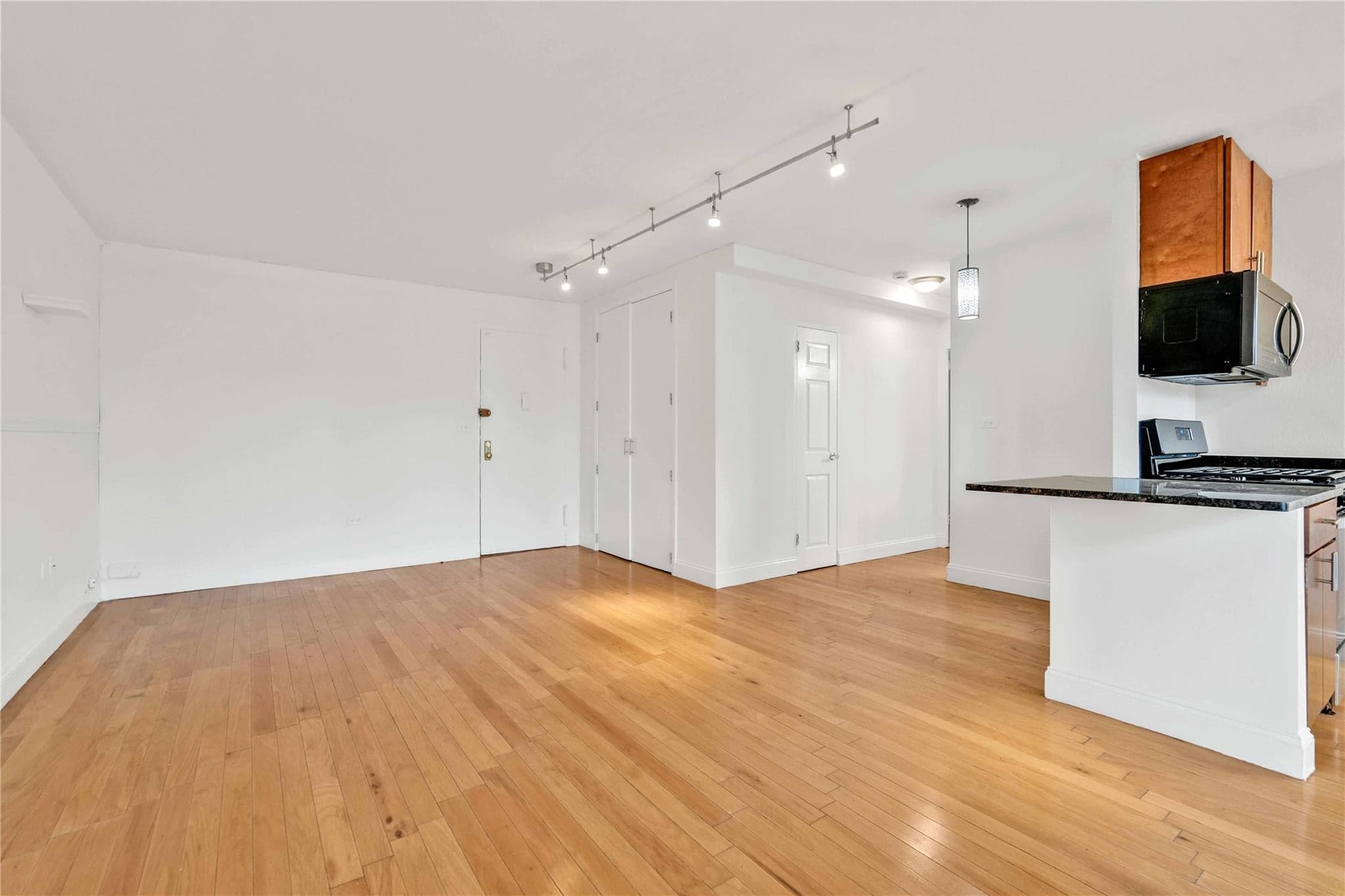 1065 Vermont Street Unit: 4F thumbnail 4
