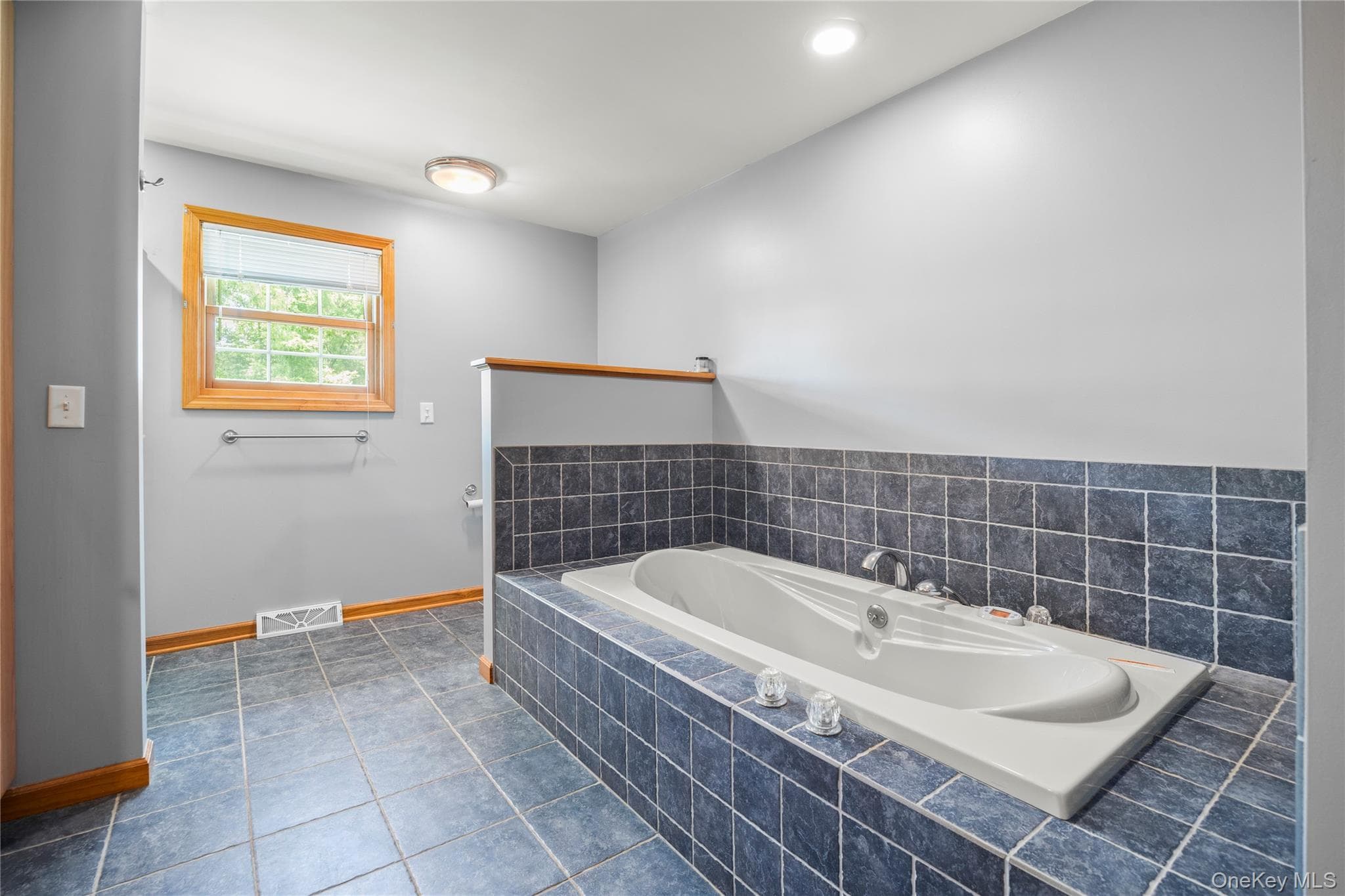 478 High Rock Road thumbnail 10