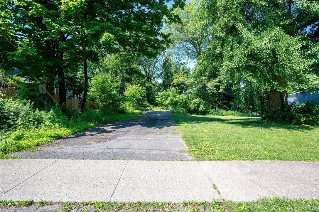 116 Montgomery Street thumbnail 5