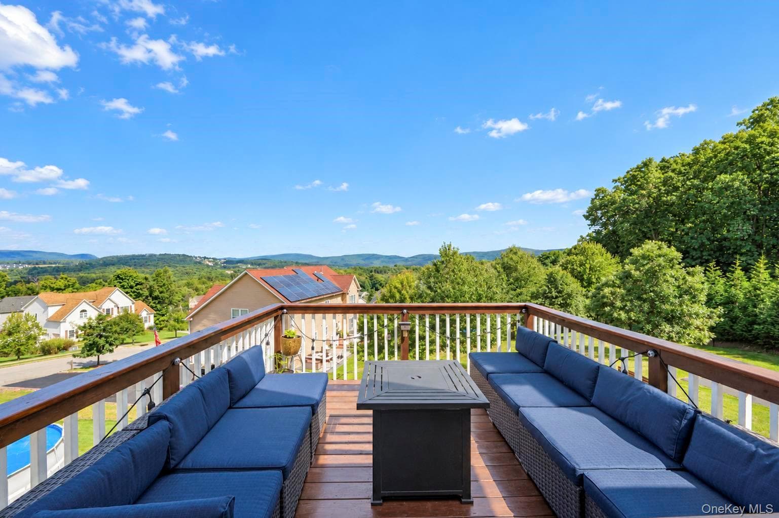 165 Hilltop Road thumbnail 26