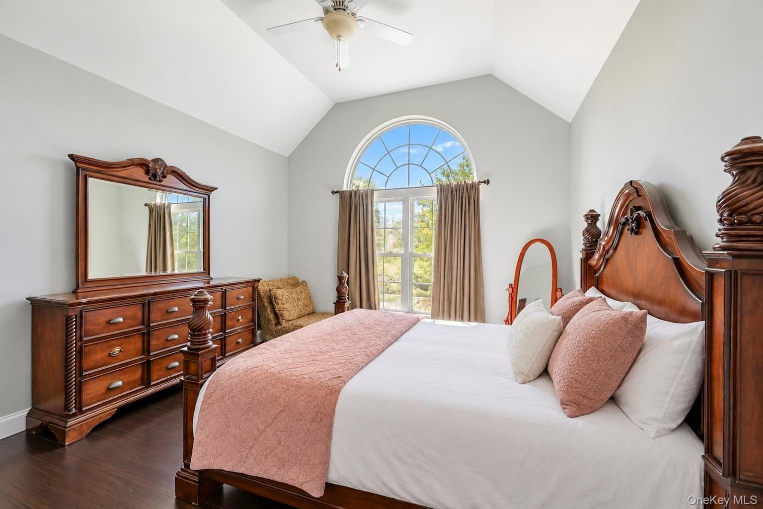 165 Hilltop Road thumbnail 15