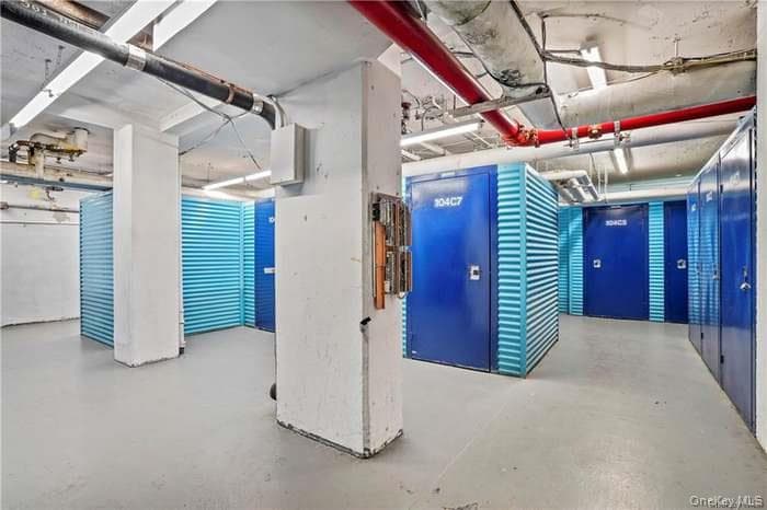 9 W Fordham Hill Oval Unit: 11E thumbnail 14