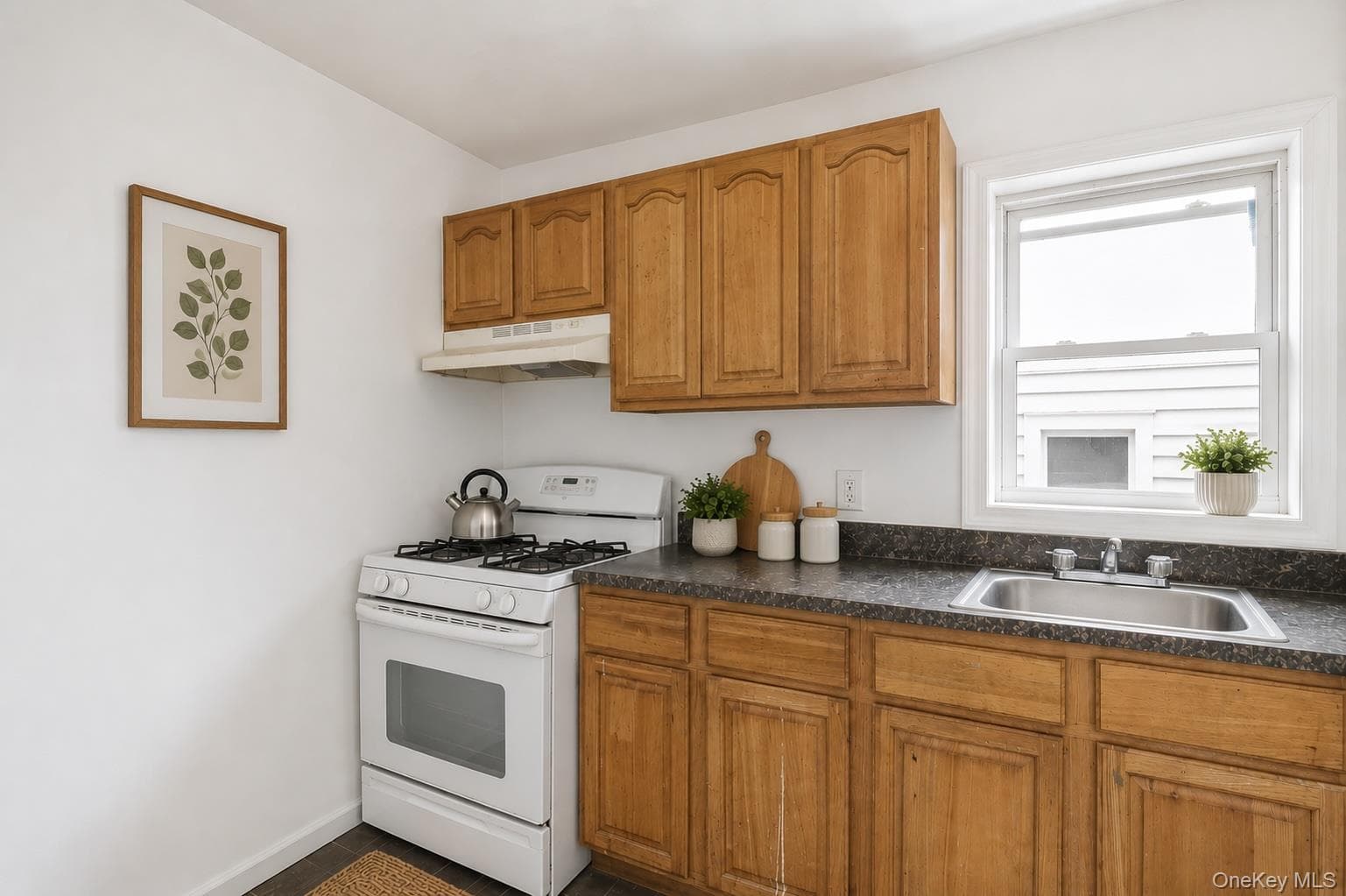 941 Crescent Street thumbnail 8