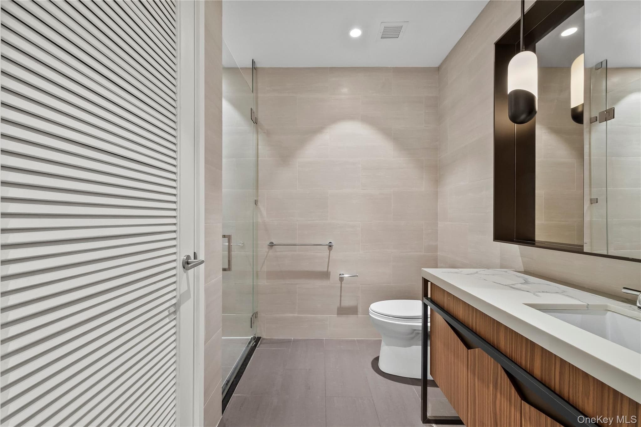 13327 39th Avenue Unit: 3H thumbnail 13