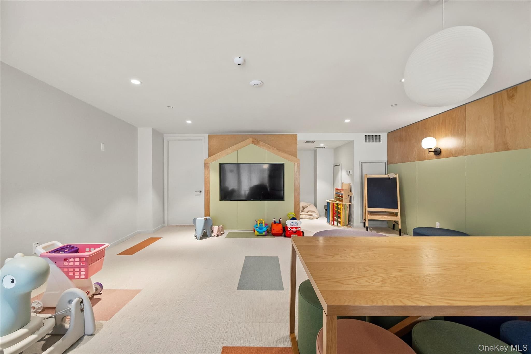 13327 39th Avenue Unit: 3H thumbnail 21