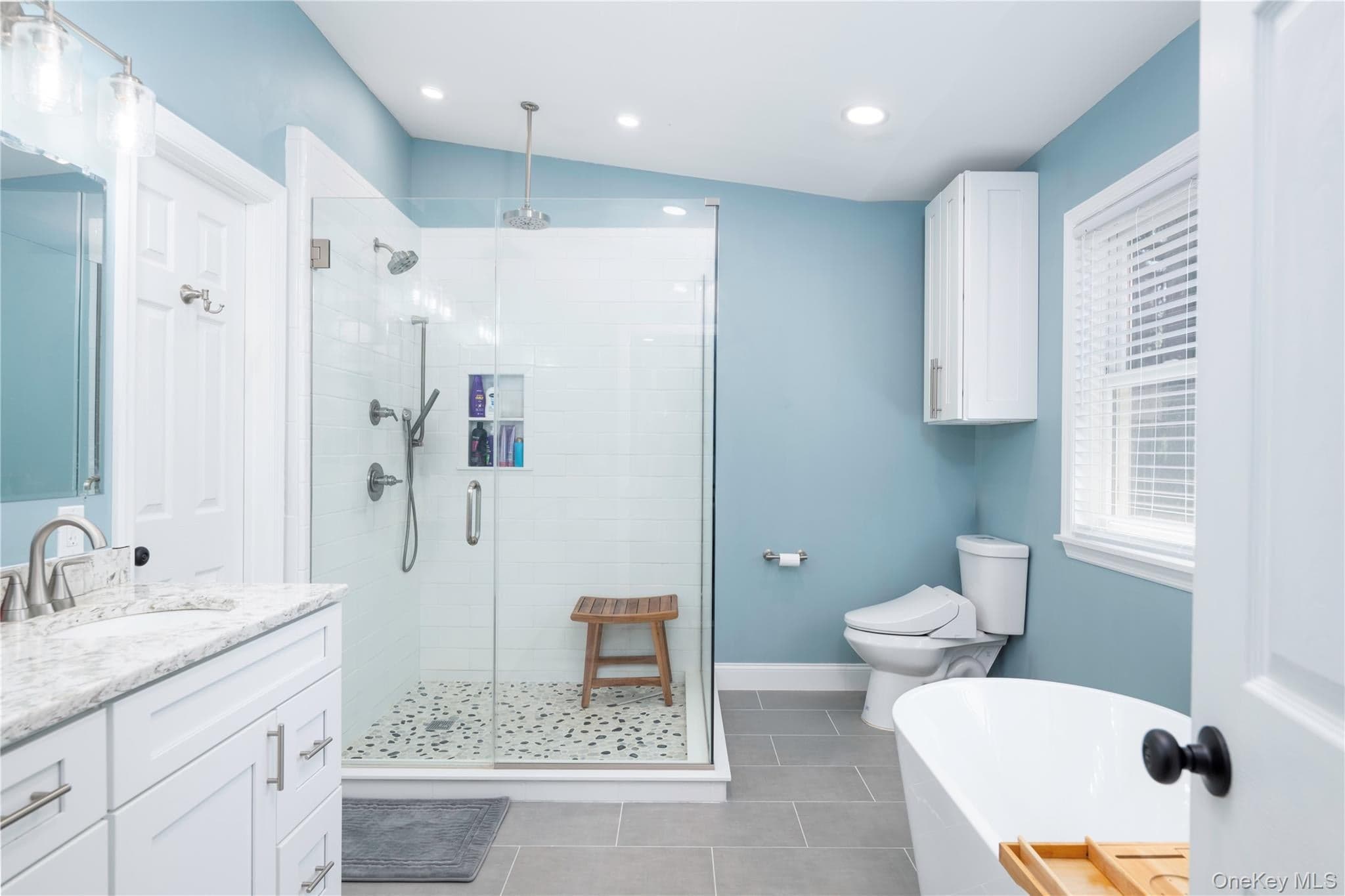 71 W Lake Boulevard thumbnail 16