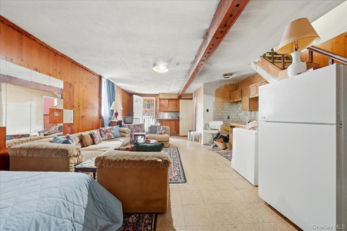 4027 Grace Avenue thumbnail 17