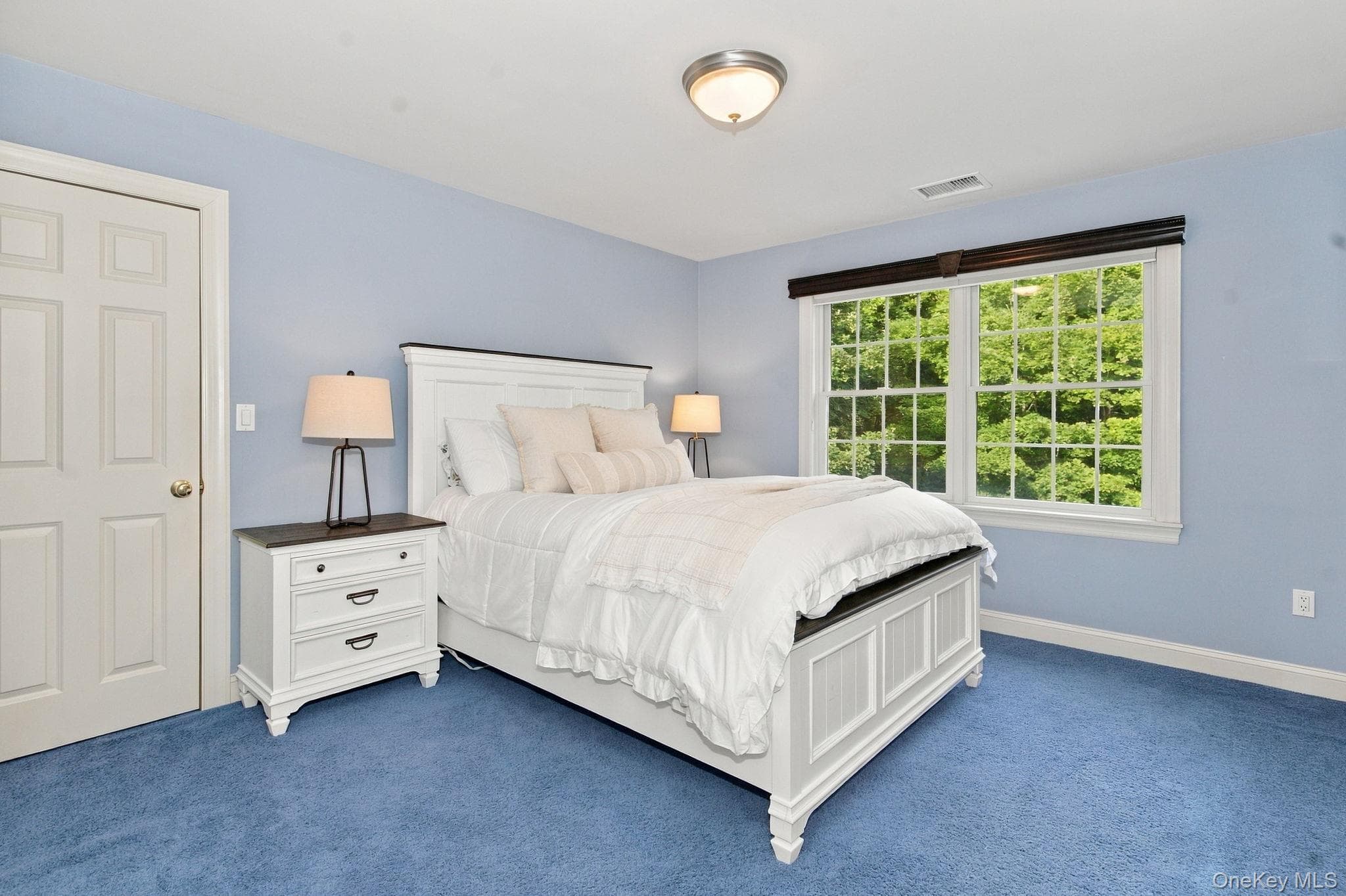 136 Dorchester Drive thumbnail 20