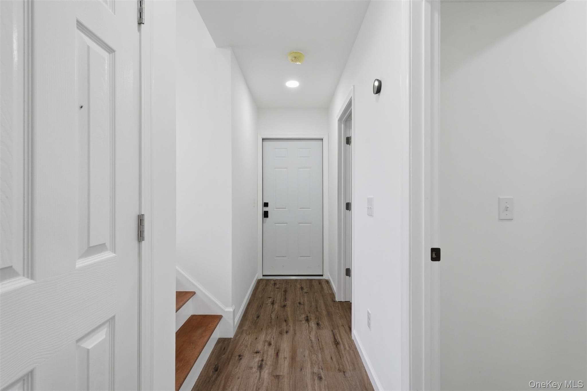 54 Cedar Lane thumbnail 17