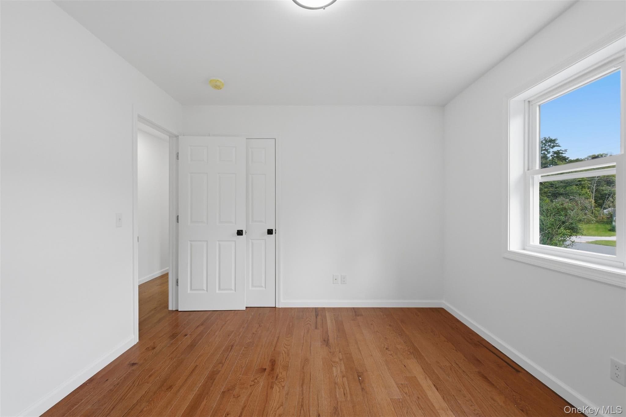 54 Cedar Lane thumbnail 10