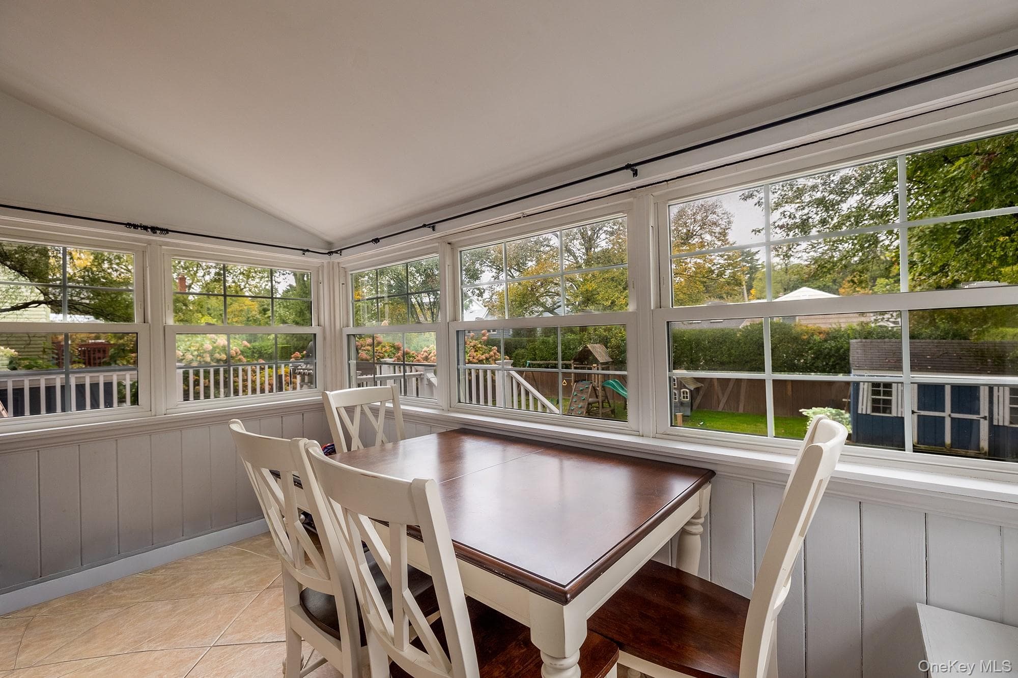52 Tamarack Road thumbnail 11