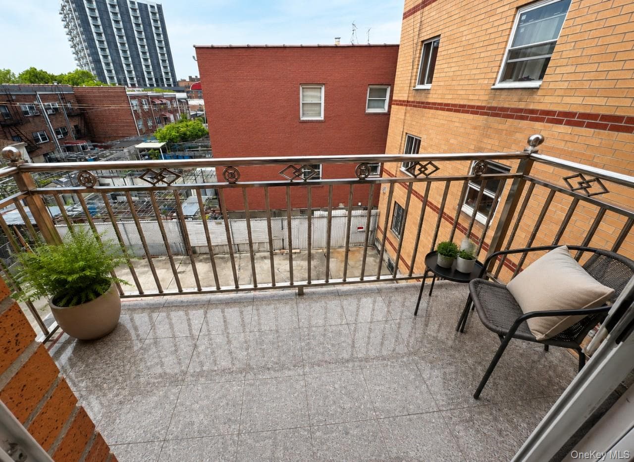 5308 90th Street Unit: 3B thumbnail 7