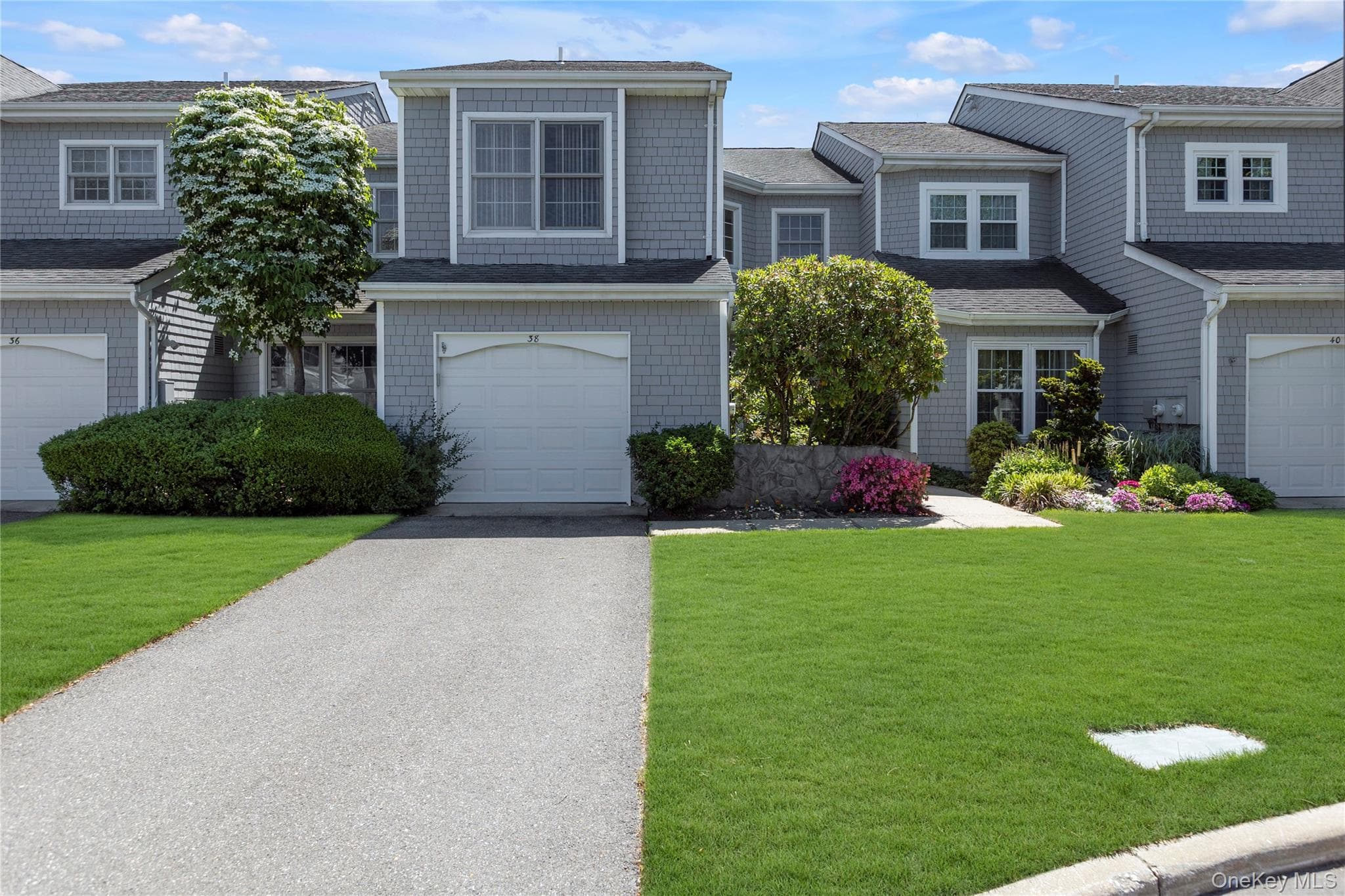 38 Lakebridge Drive thumbnail 3
