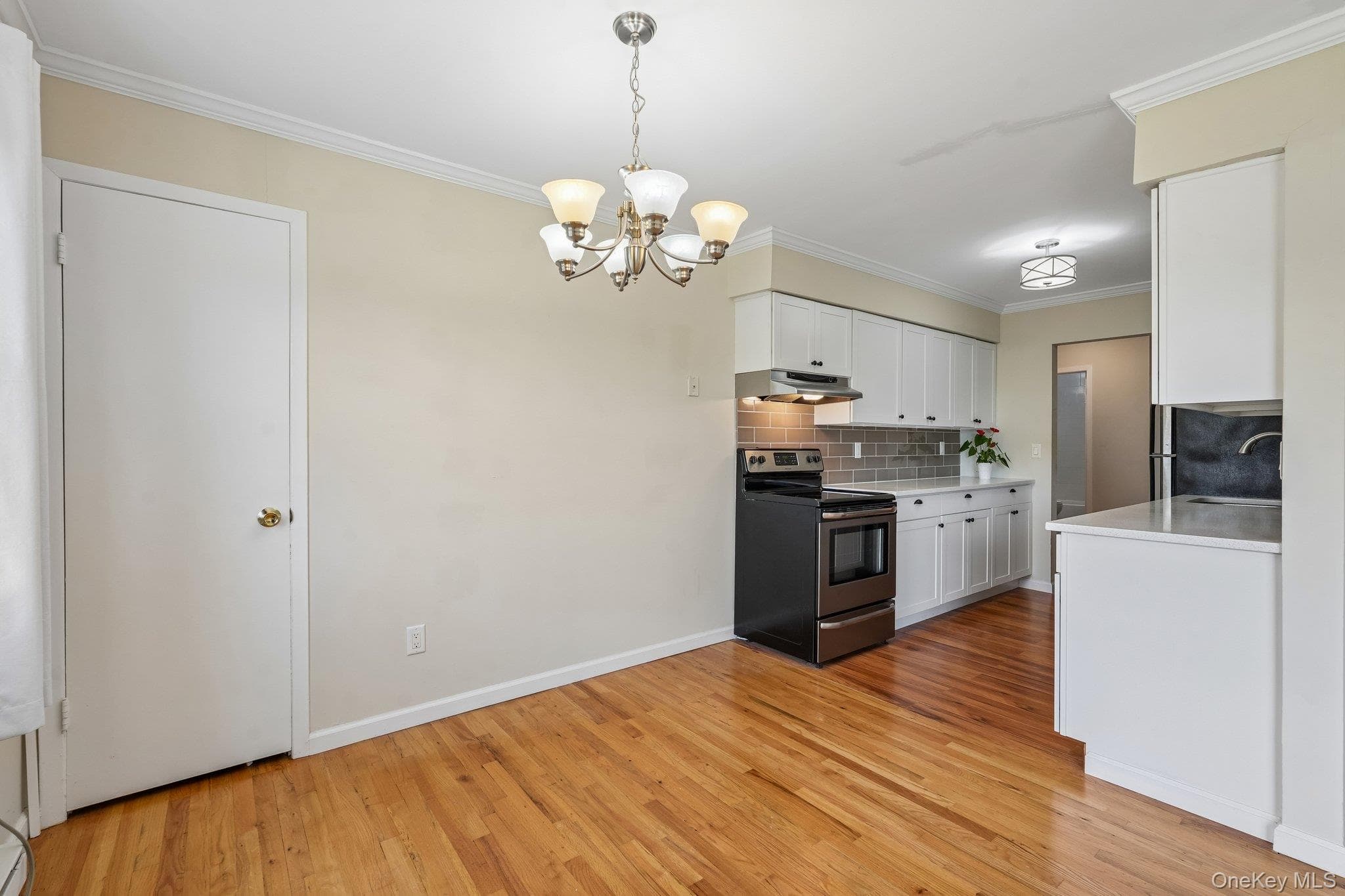 2 Germonds Village Unit: 12 thumbnail 6