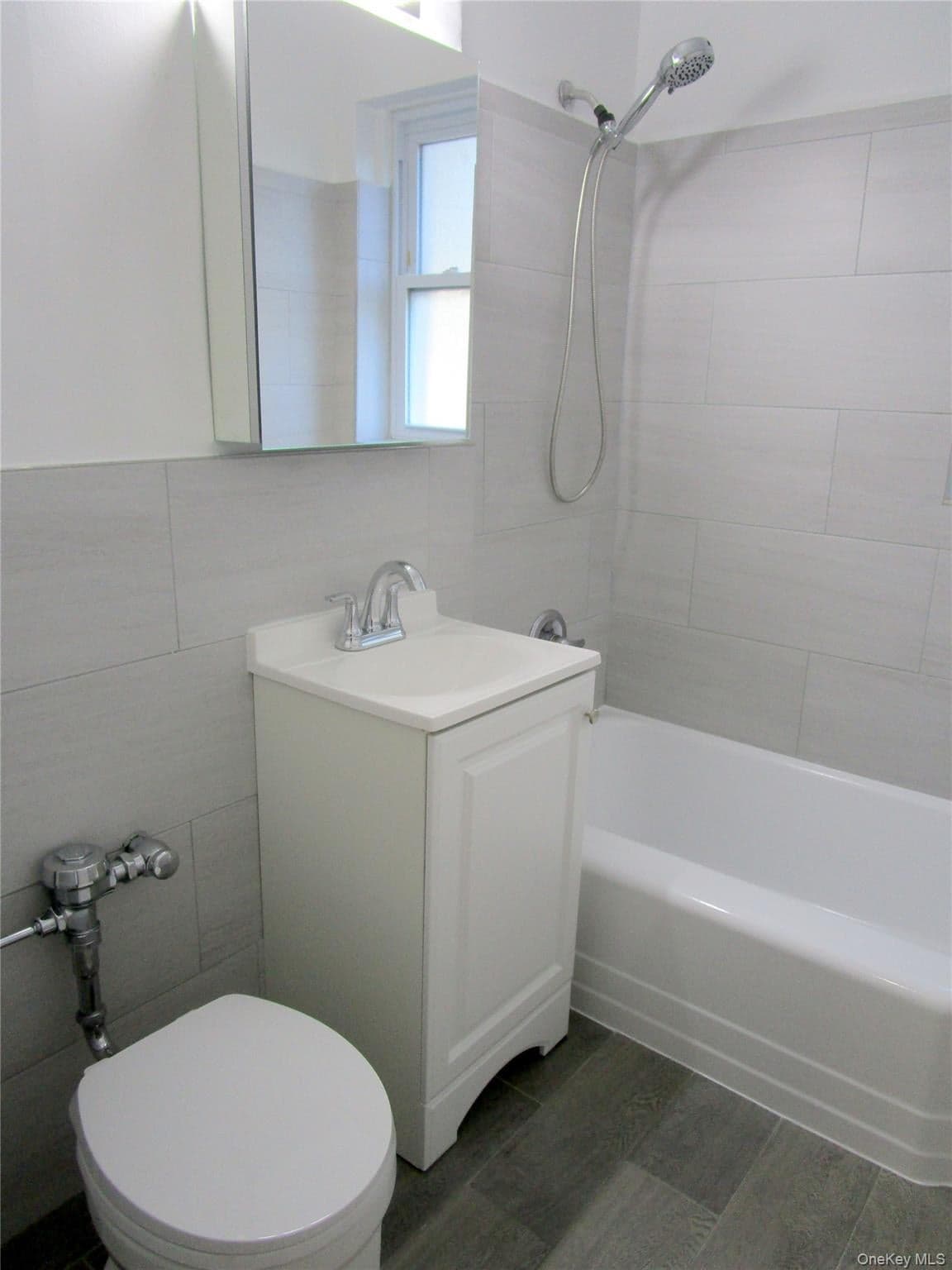 585 Mclean Avenue Unit: 2A thumbnail 21