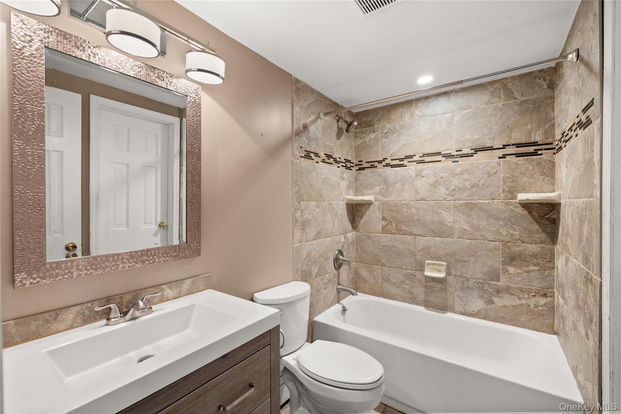 20 Hilltop Drive thumbnail 16