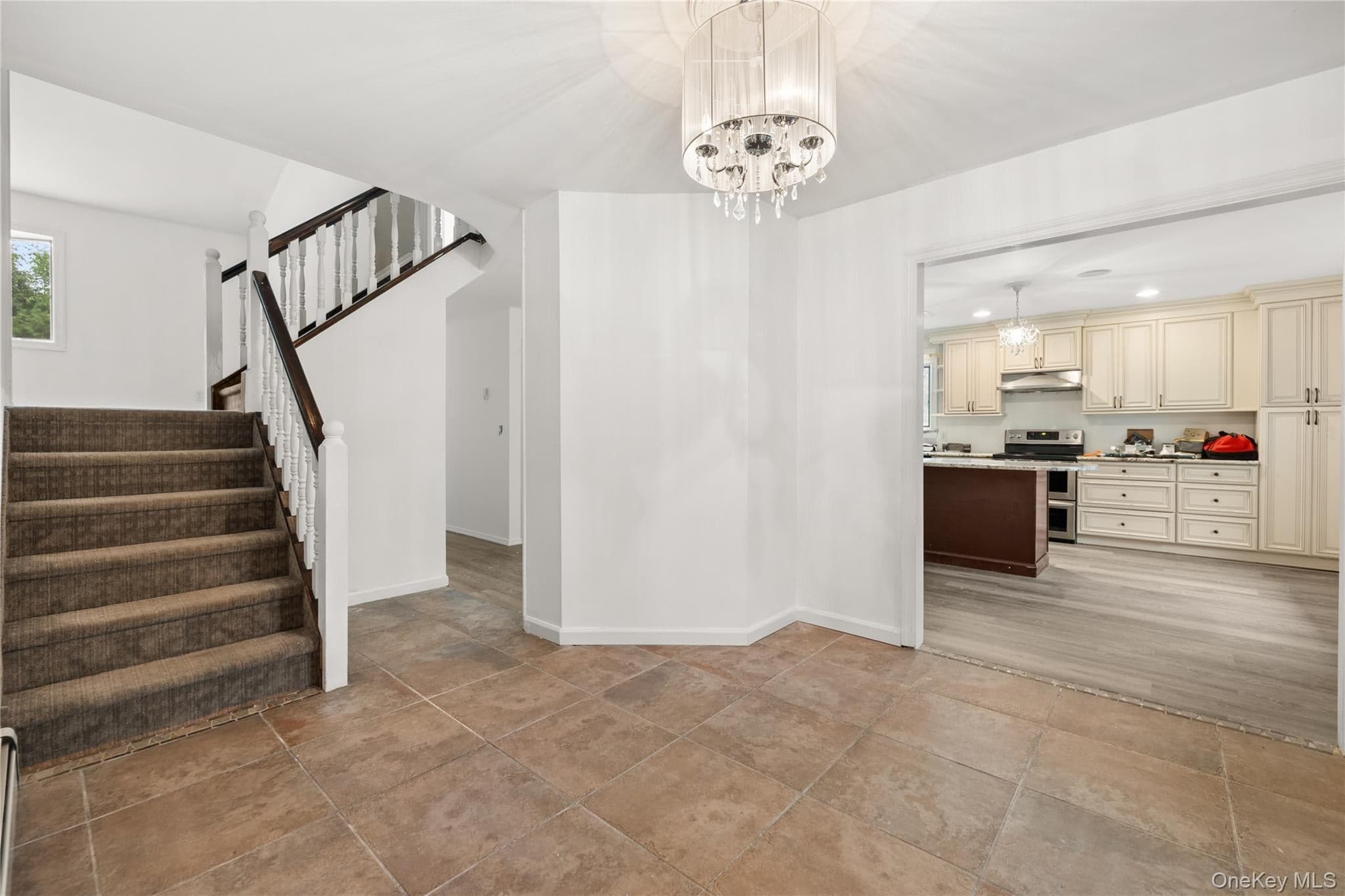 20 Hilltop Drive thumbnail 3