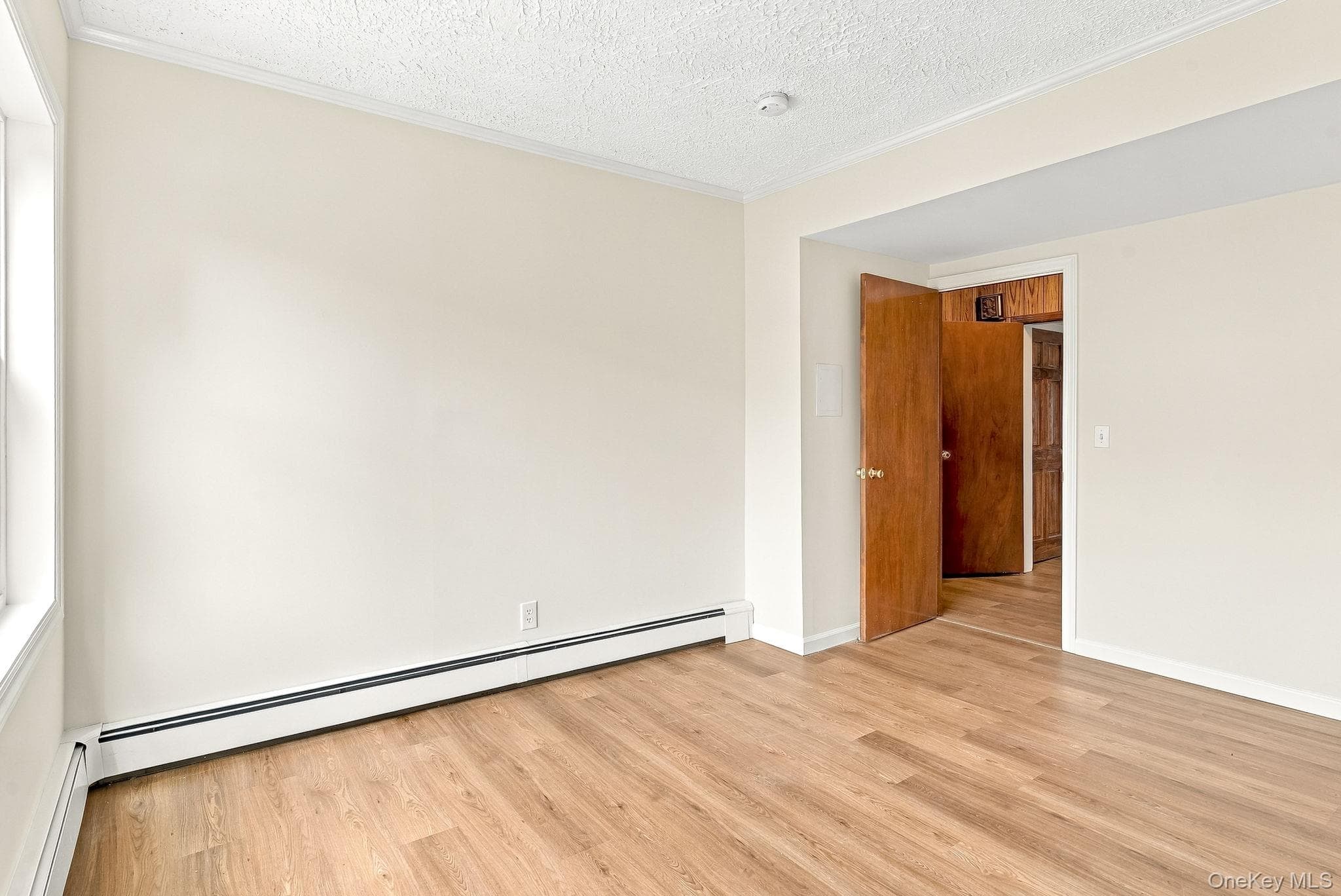 621 Kimball Avenue thumbnail 17