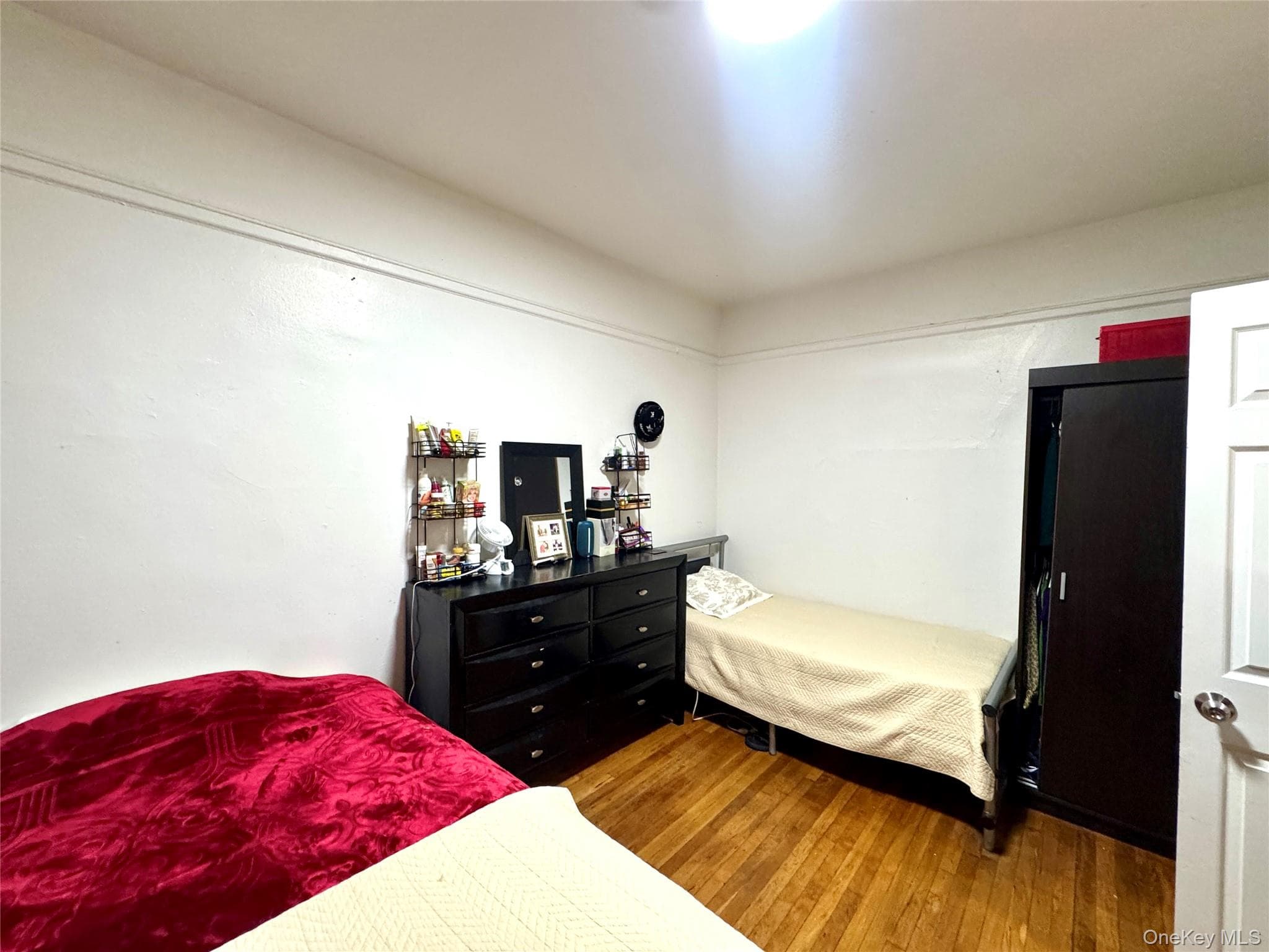 37-21 80th Street Unit: 1R thumbnail 6