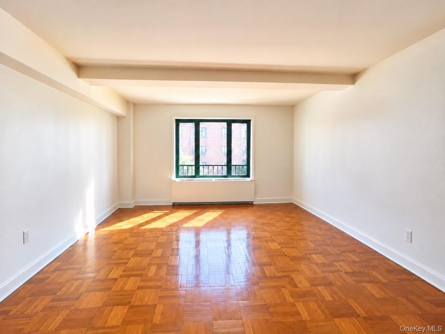99 Metropolitan Oval Unit: 8B thumbnail 6