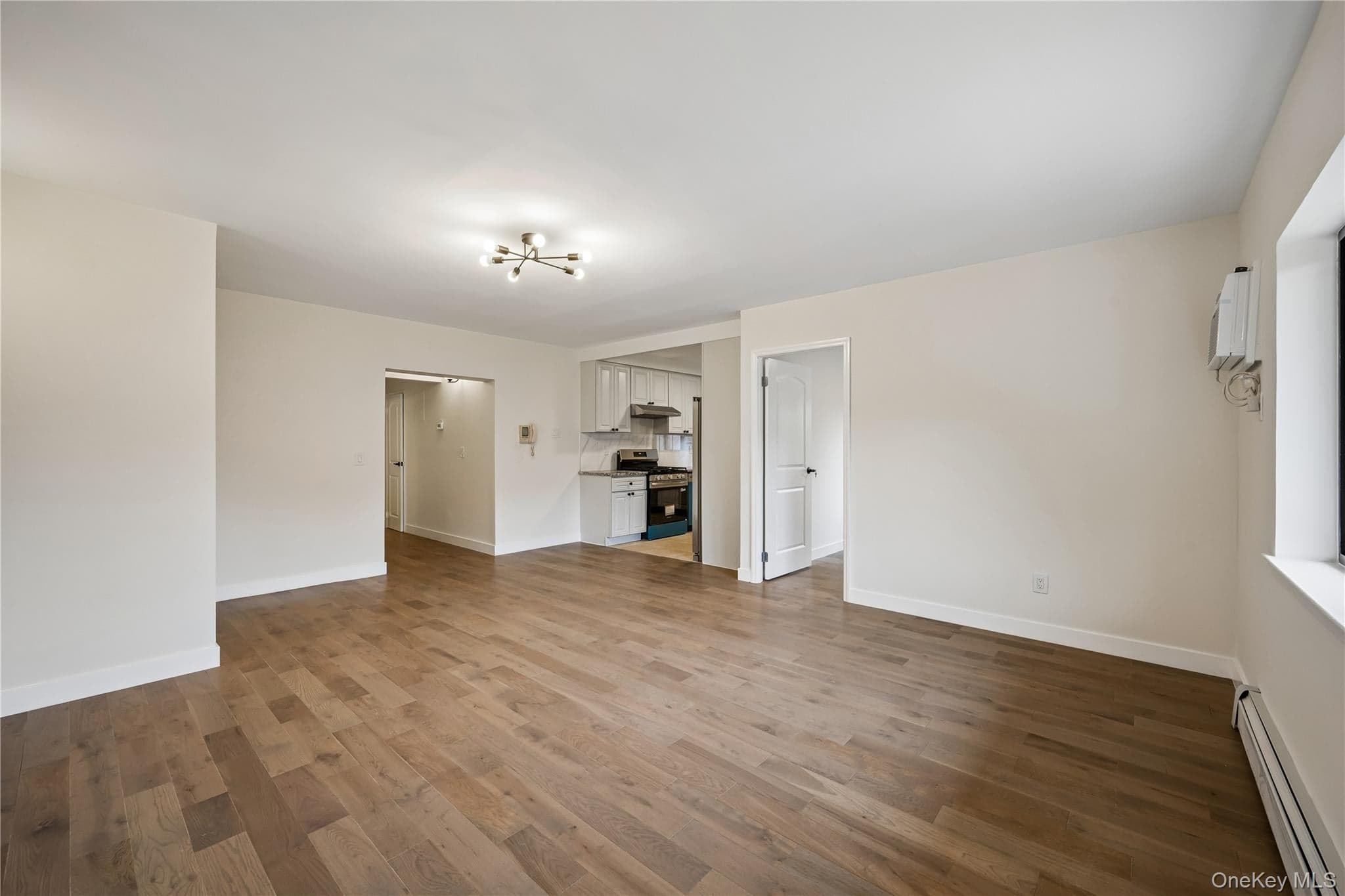 14726 Roosevelt Avenue Unit: 1C thumbnail 7
