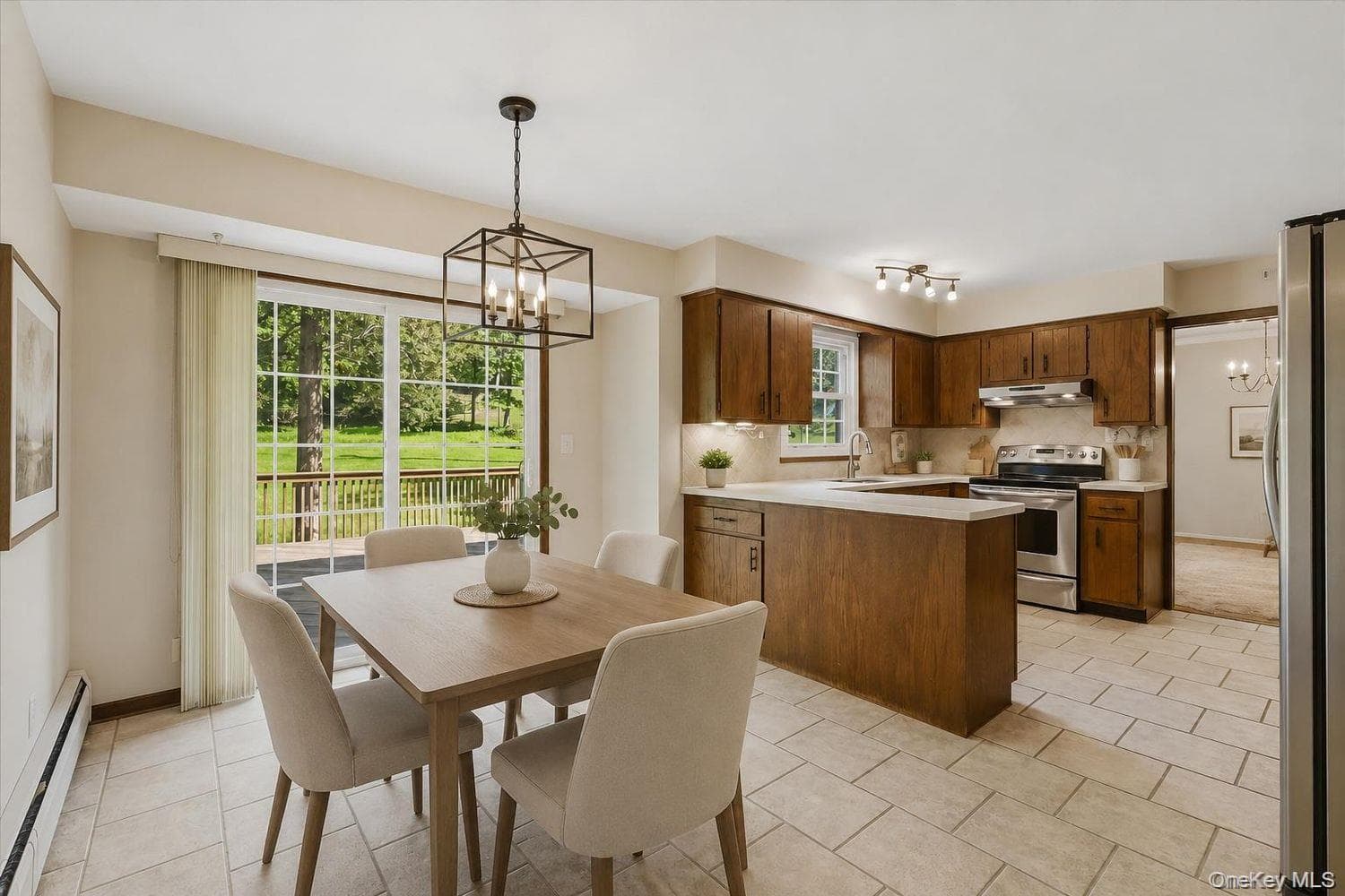 16 Panel Lane thumbnail 6