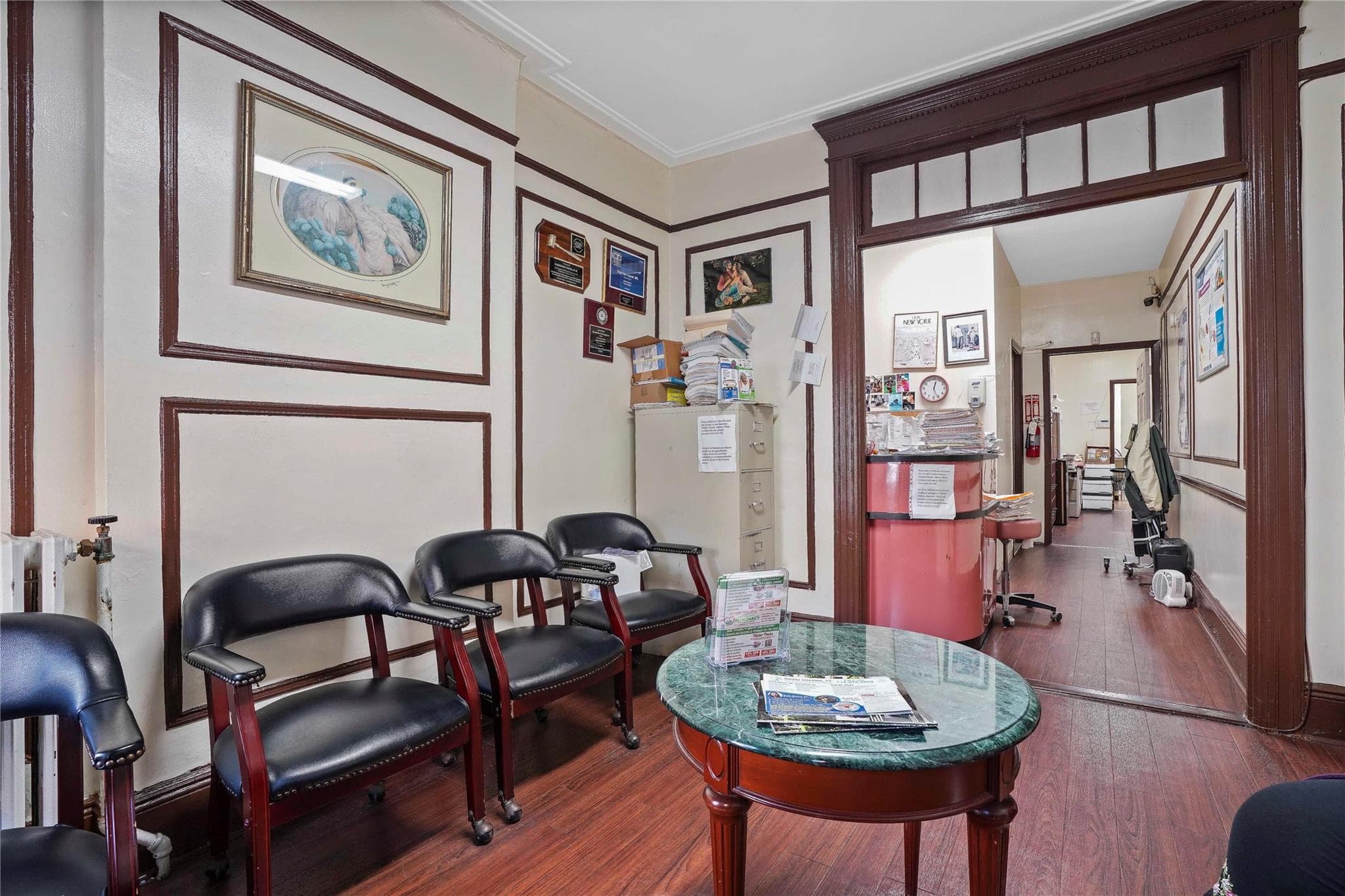 1670 Putnam Avenue thumbnail 6