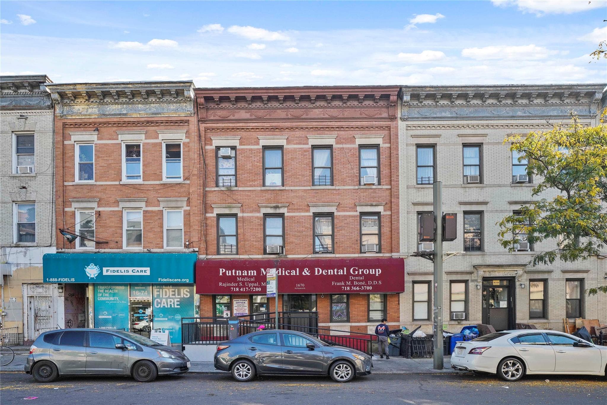 1670 Putnam Avenue thumbnail 3