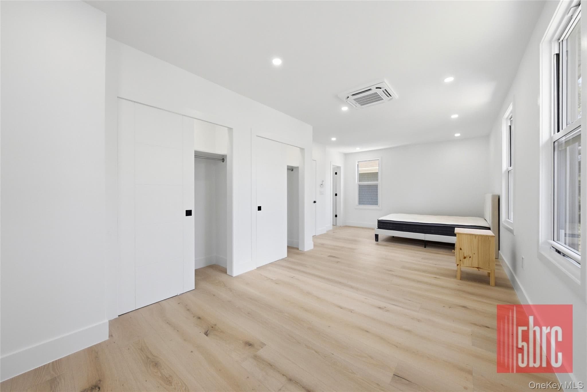 1205 Beverley Road thumbnail 21
