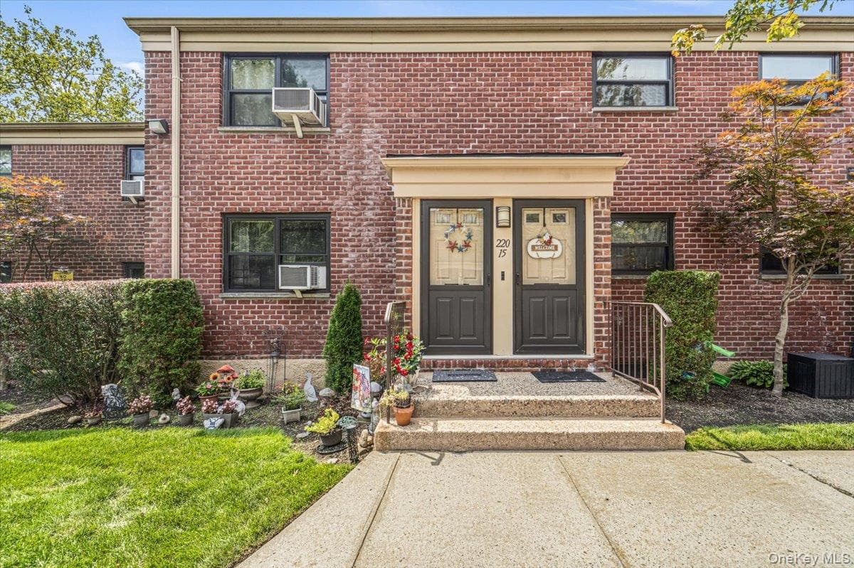 220-15 75th Avenue Unit: 86A2 thumbnail 12