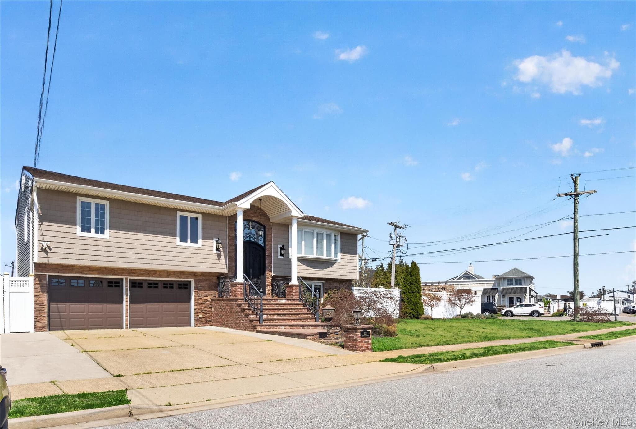 101 Jetmore Place Pl, Massapequa
