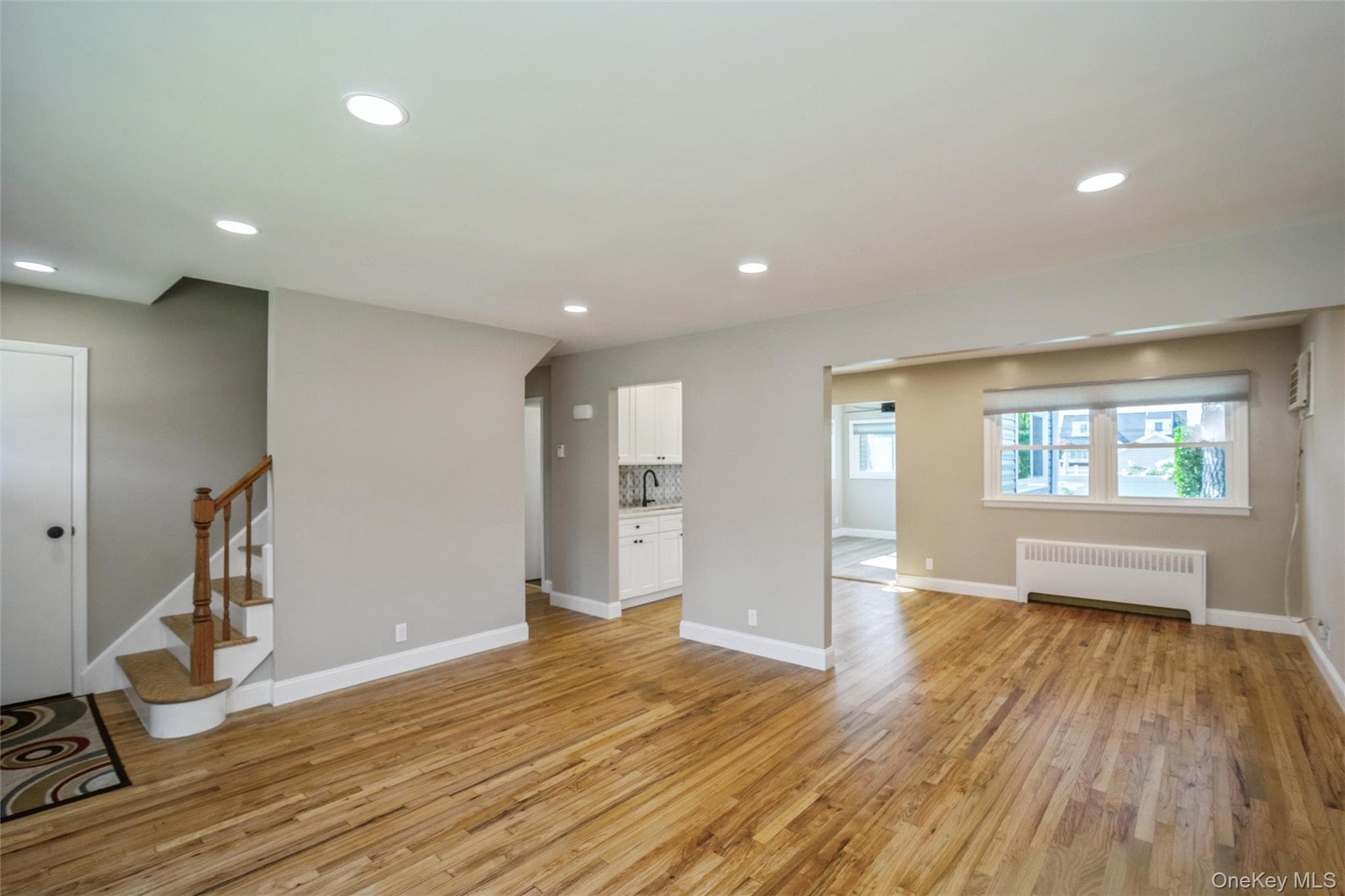 216 N Hawthorne Street thumbnail 5