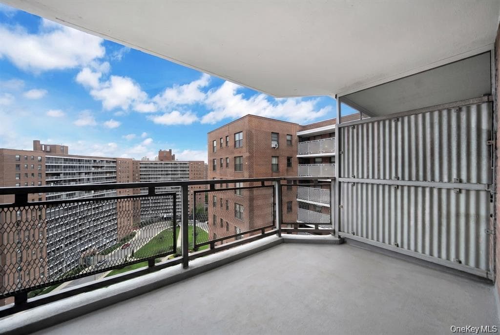 61-15 98th Street Unit: 16H thumbnail 16