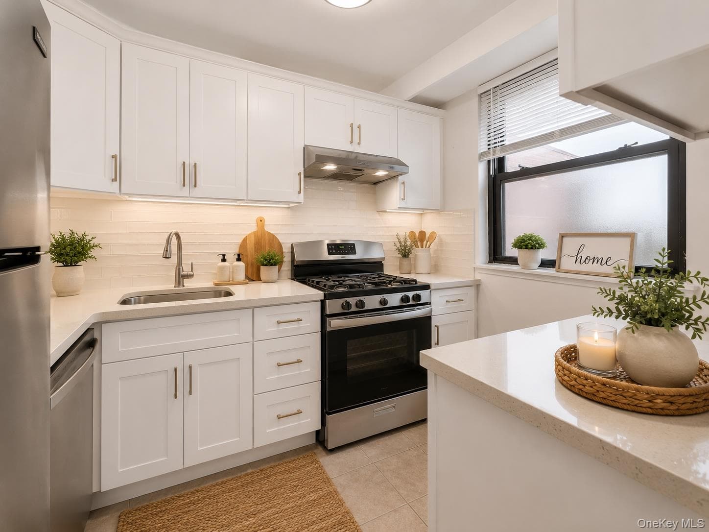 61-15 98th Street Unit: 16H, Rego Park