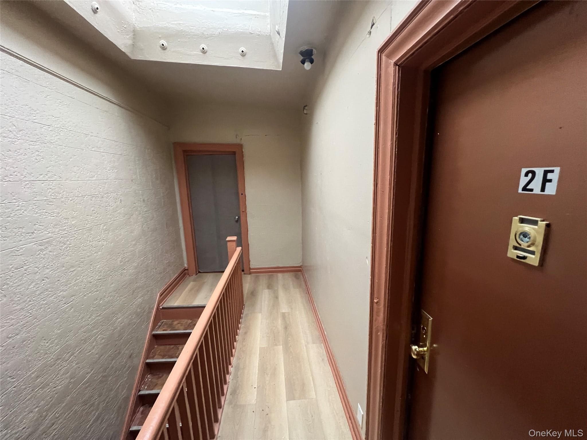 1314 Stratford Avenue thumbnail 16