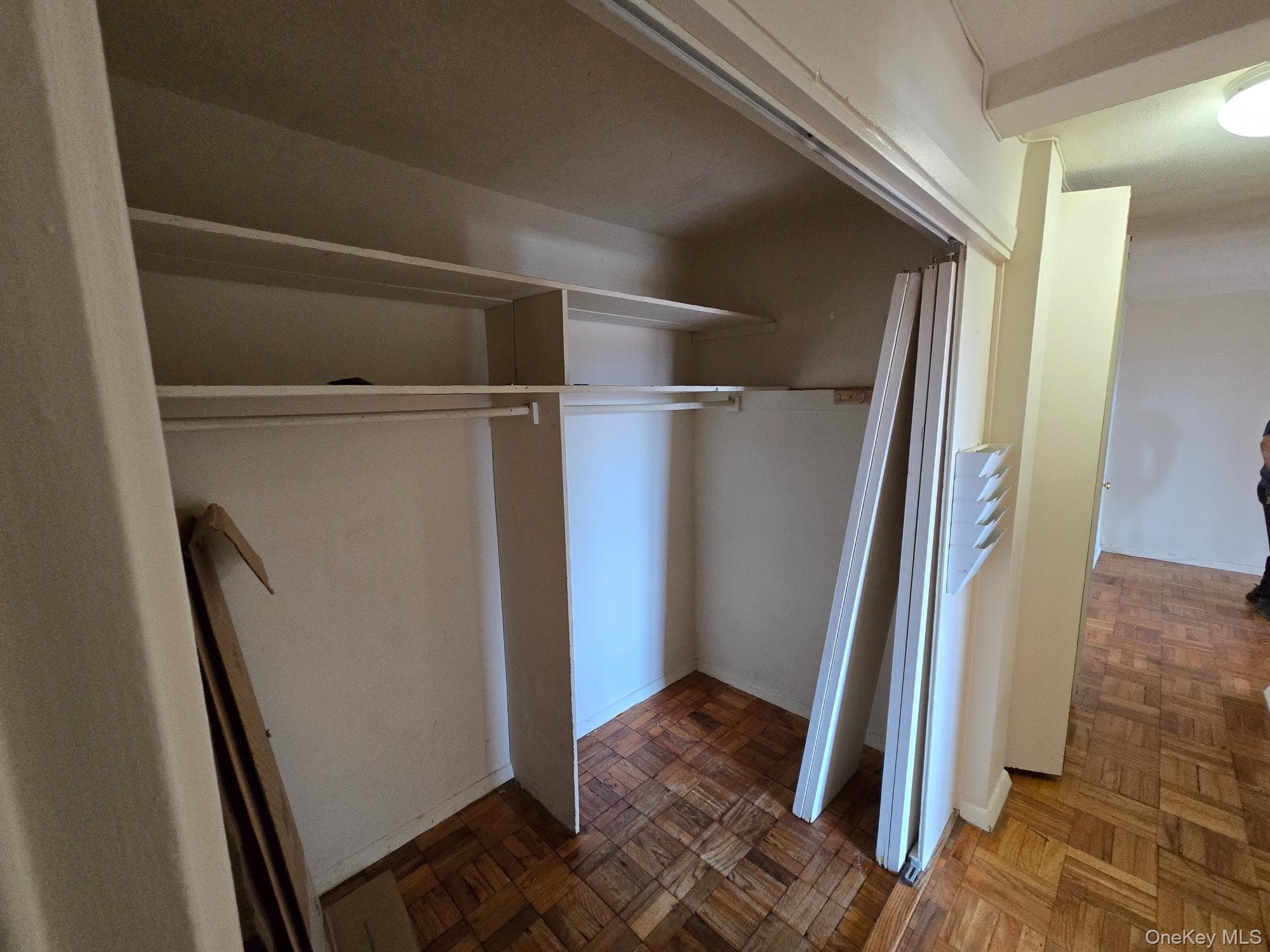 2835 Webb Avenue Unit: 8D thumbnail 14