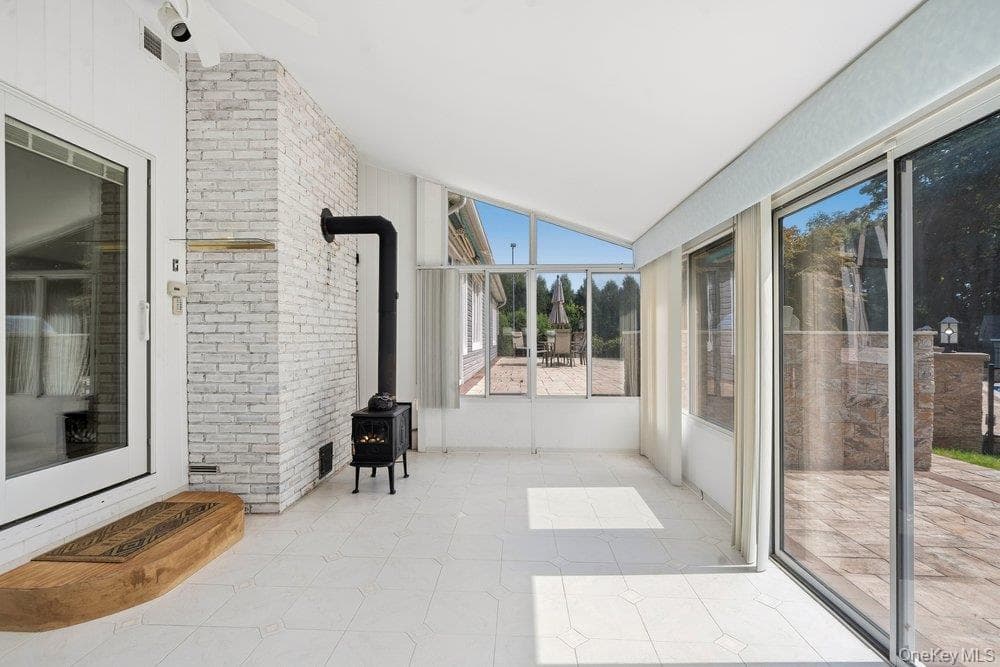 135 Hickman Street thumbnail 12