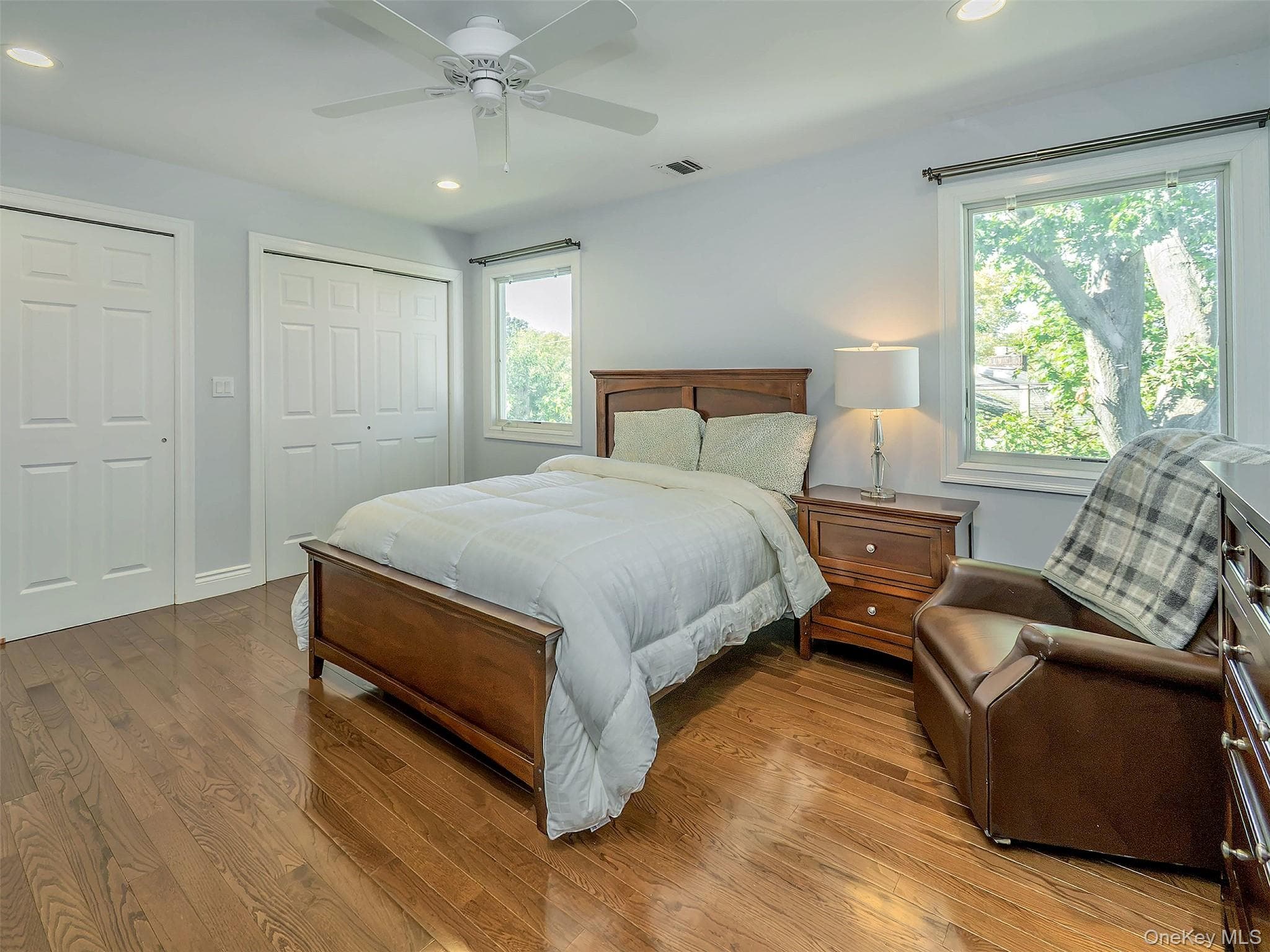 752 Kensington Court thumbnail 21