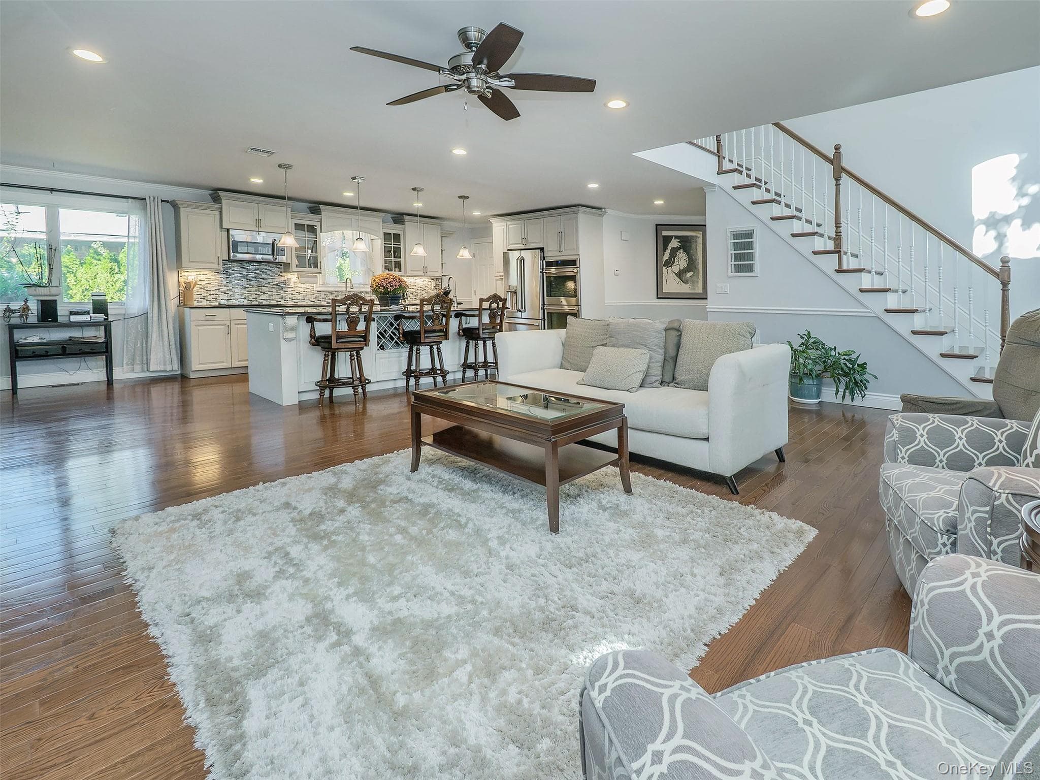 752 Kensington Court thumbnail 6