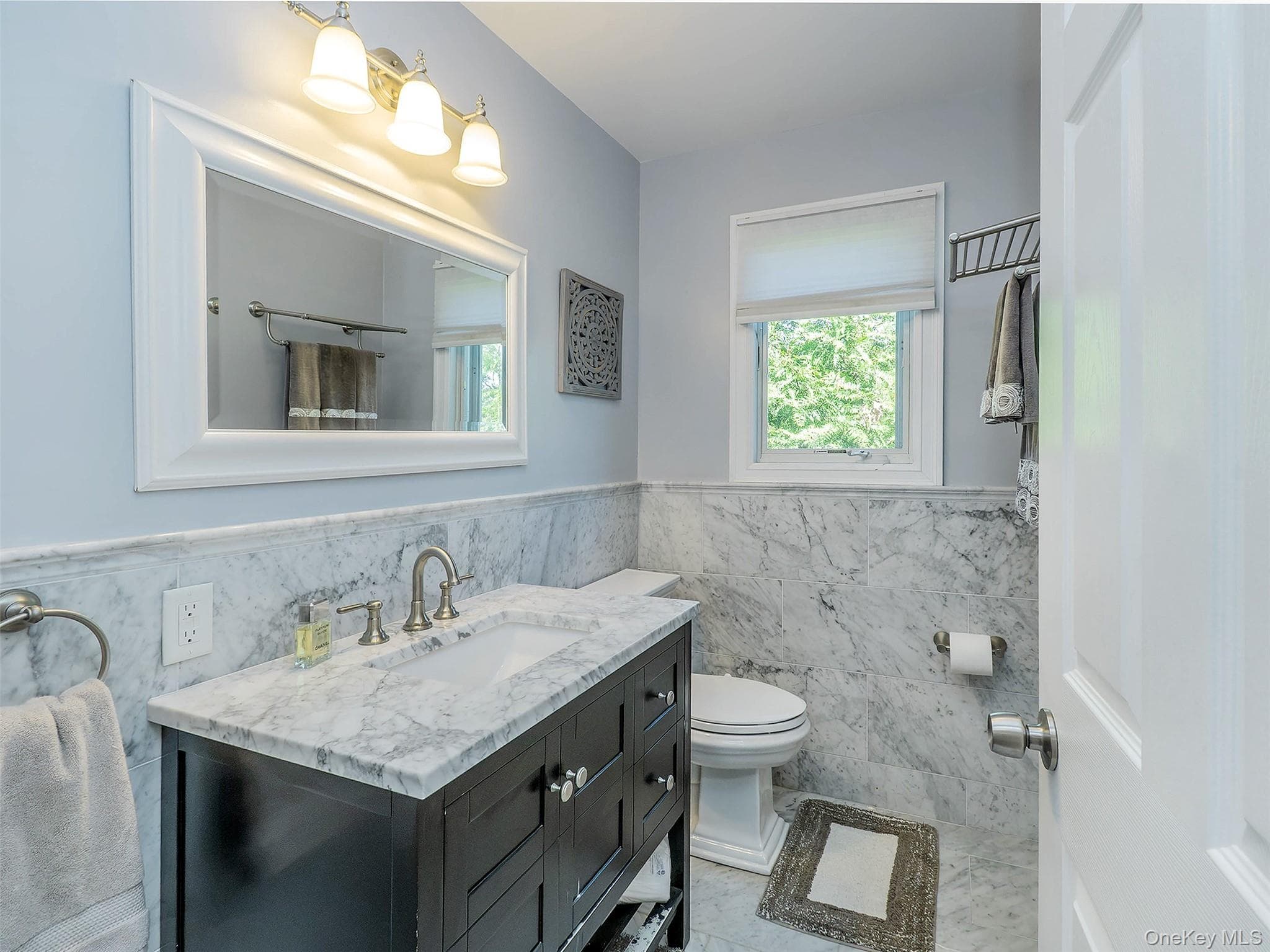752 Kensington Court thumbnail 14