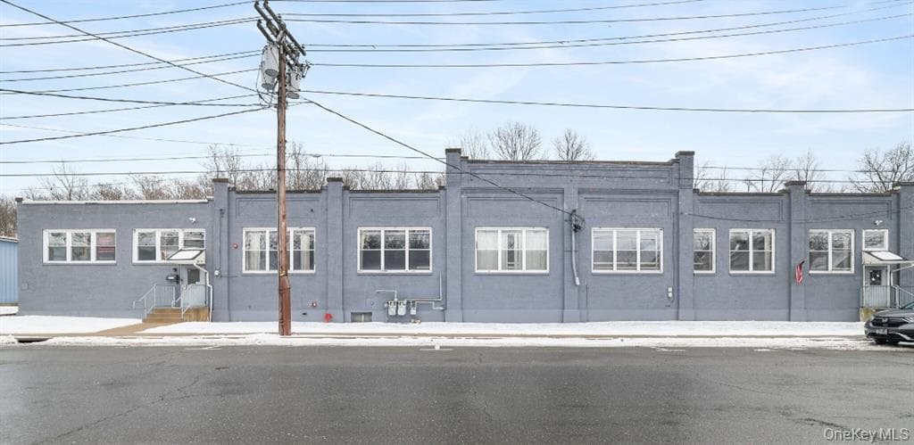 105 Sprague Avenue thumbnail 2