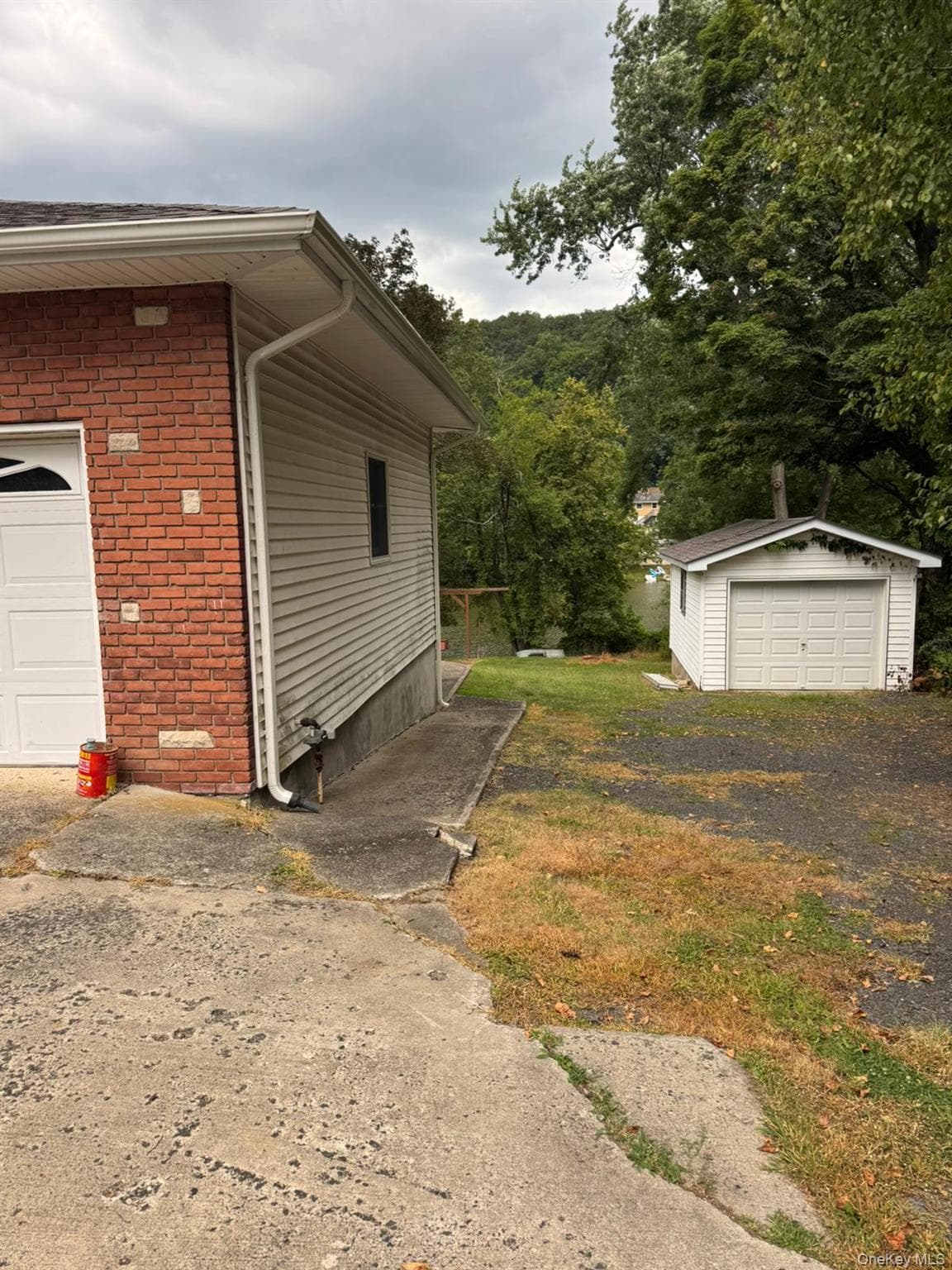 1 Tappan Drive thumbnail 24