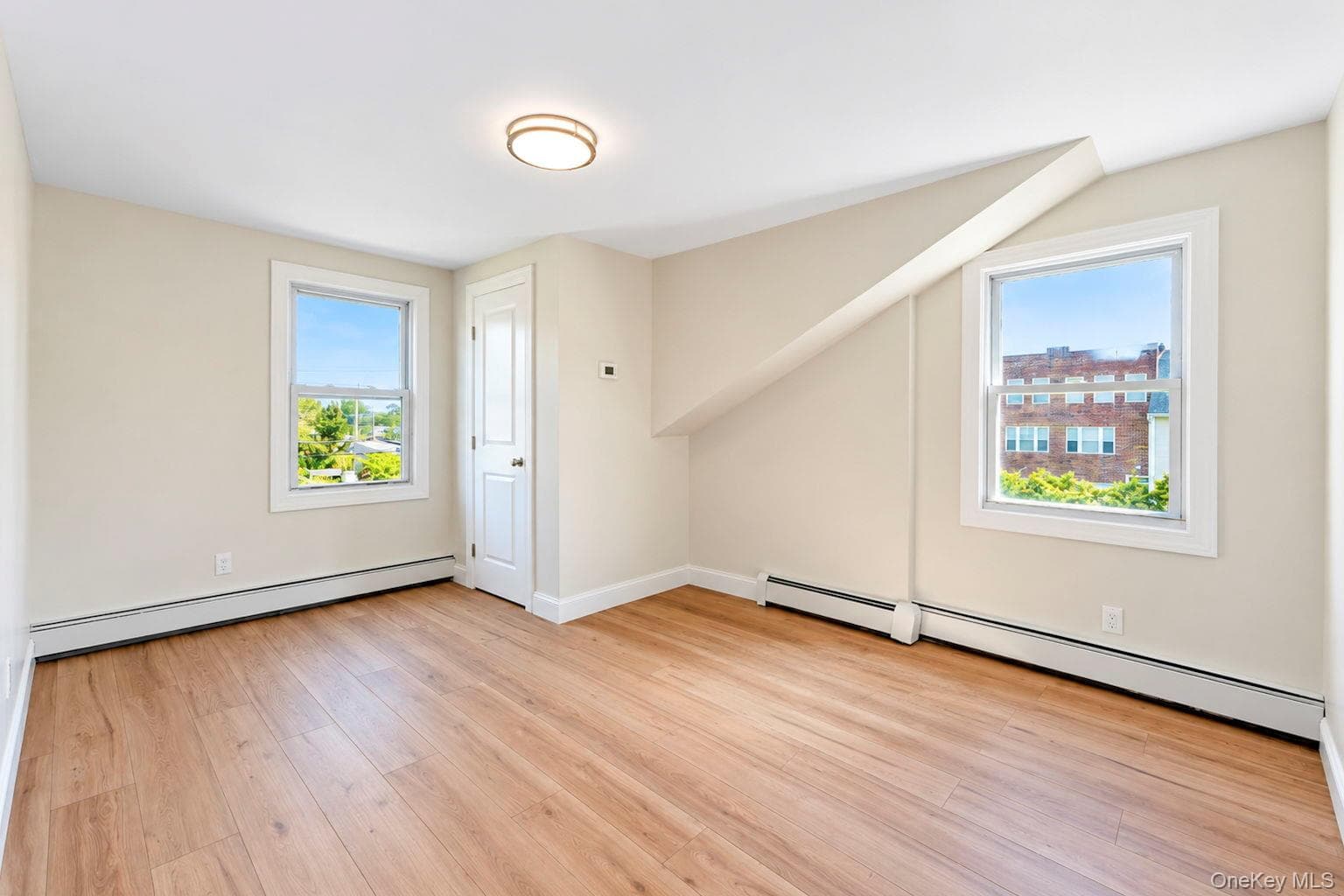 8 Burchell Boulevard thumbnail 33