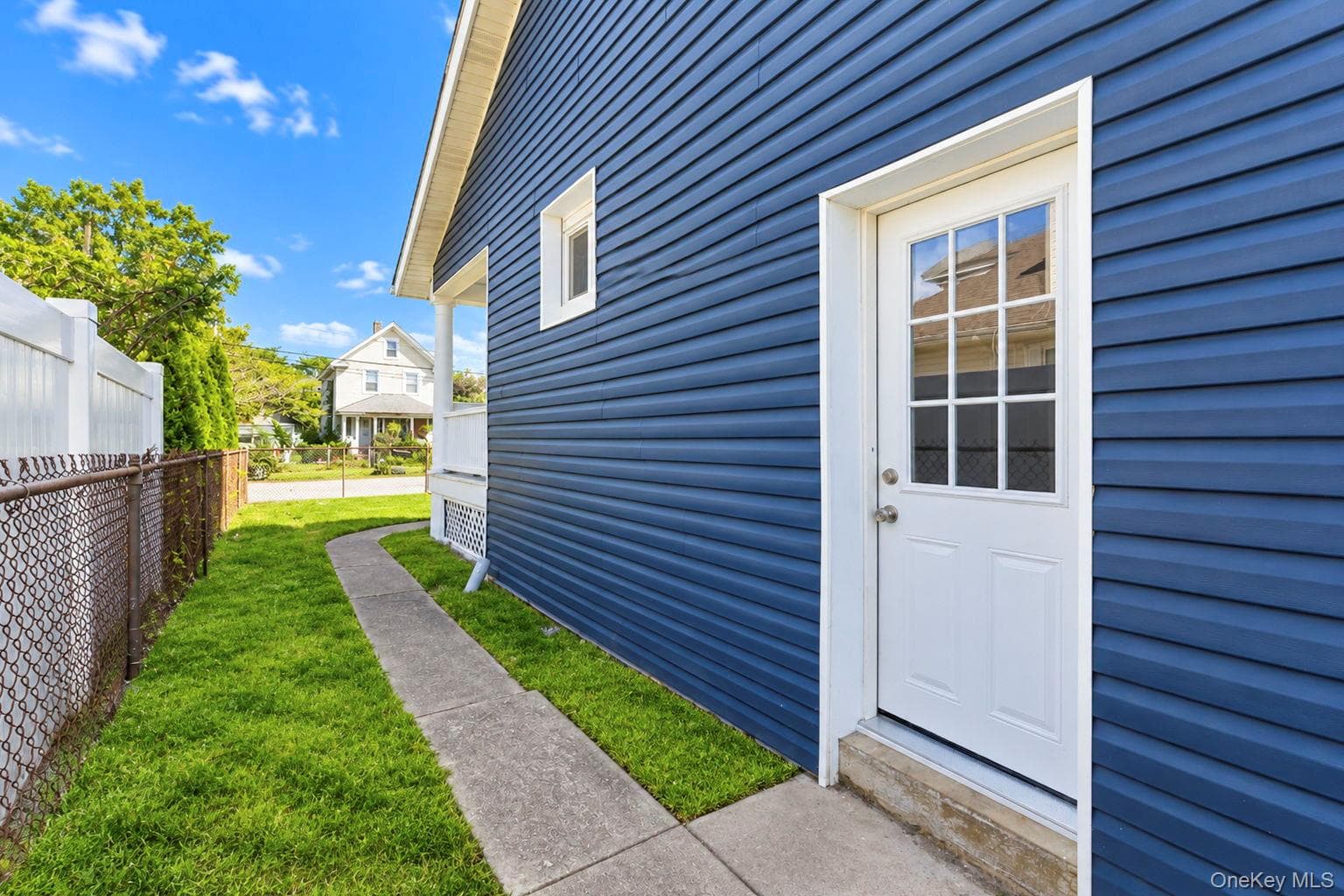 8 Burchell Boulevard thumbnail 11